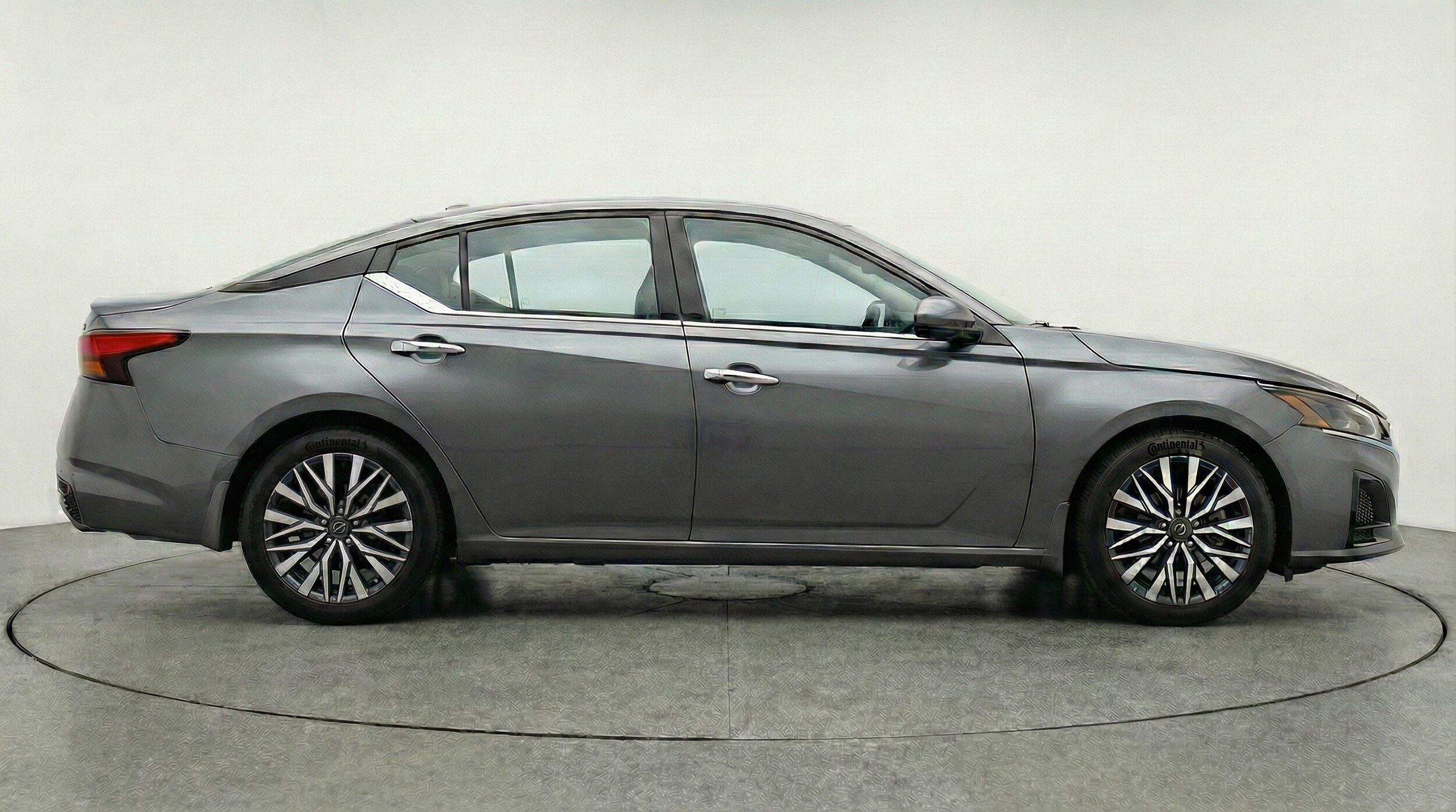 Thumbnail: 2025 Nissan Altima - 8