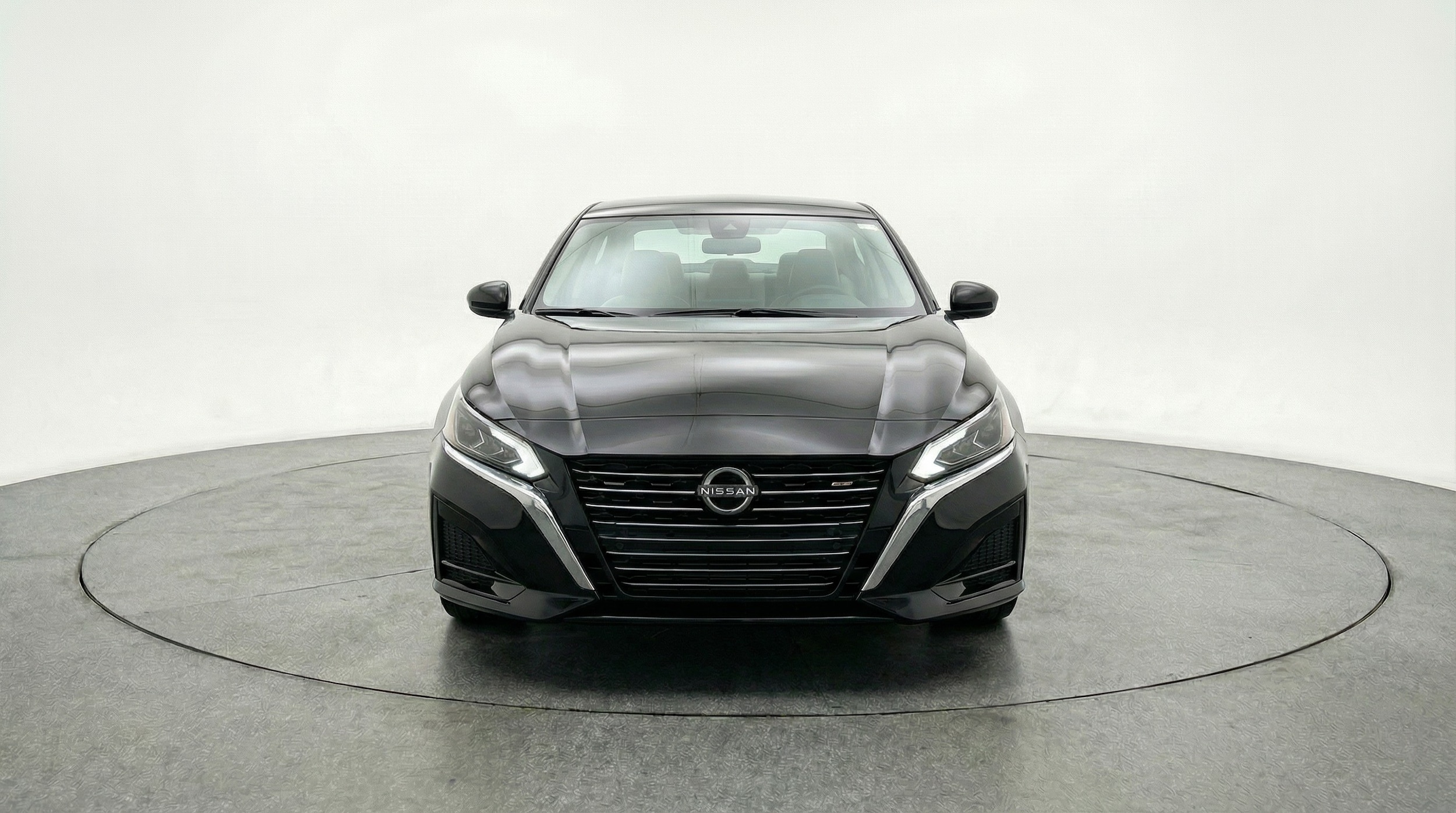 Thumbnail: 2025 Nissan Altima - 2