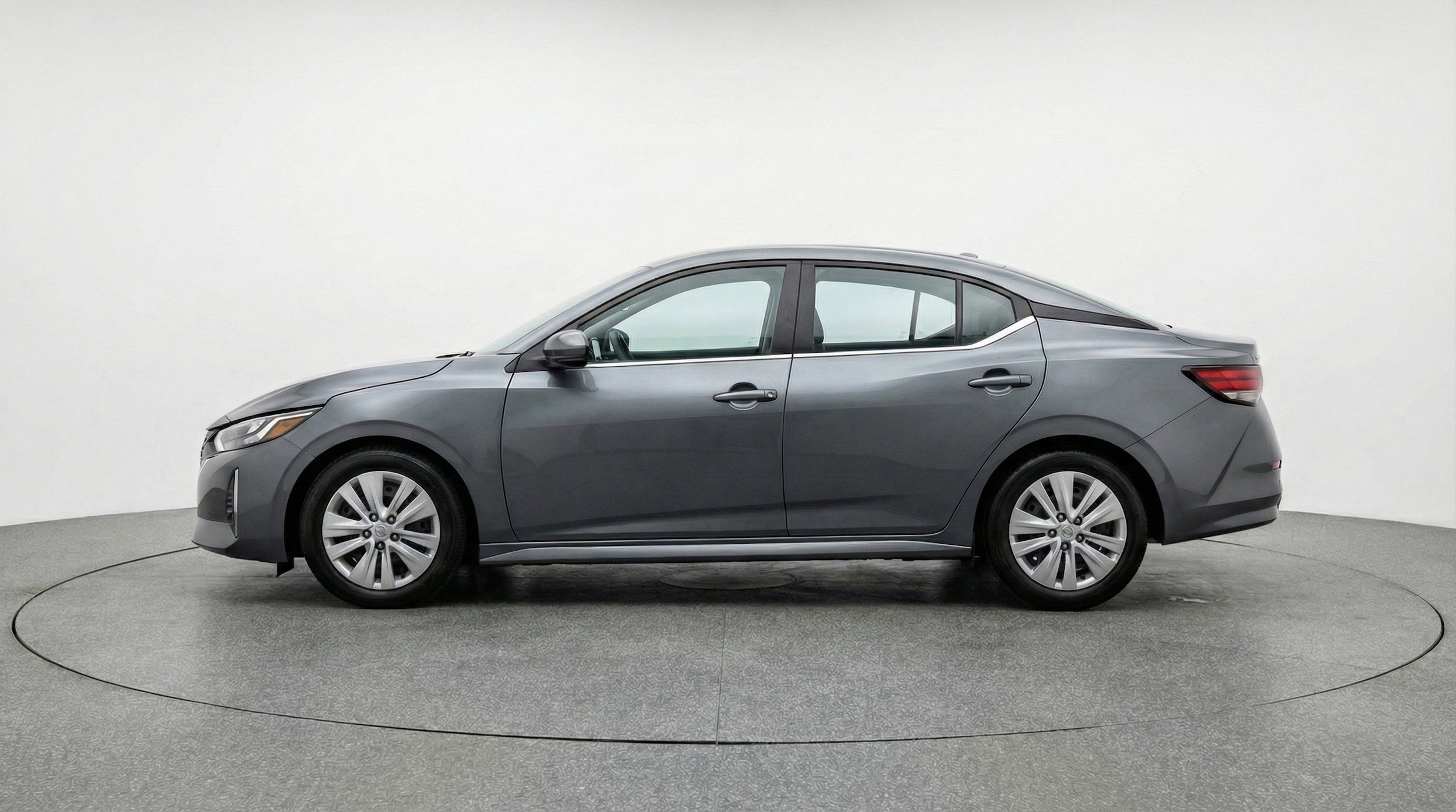 Thumbnail: 2025 Nissan Sentra - 3