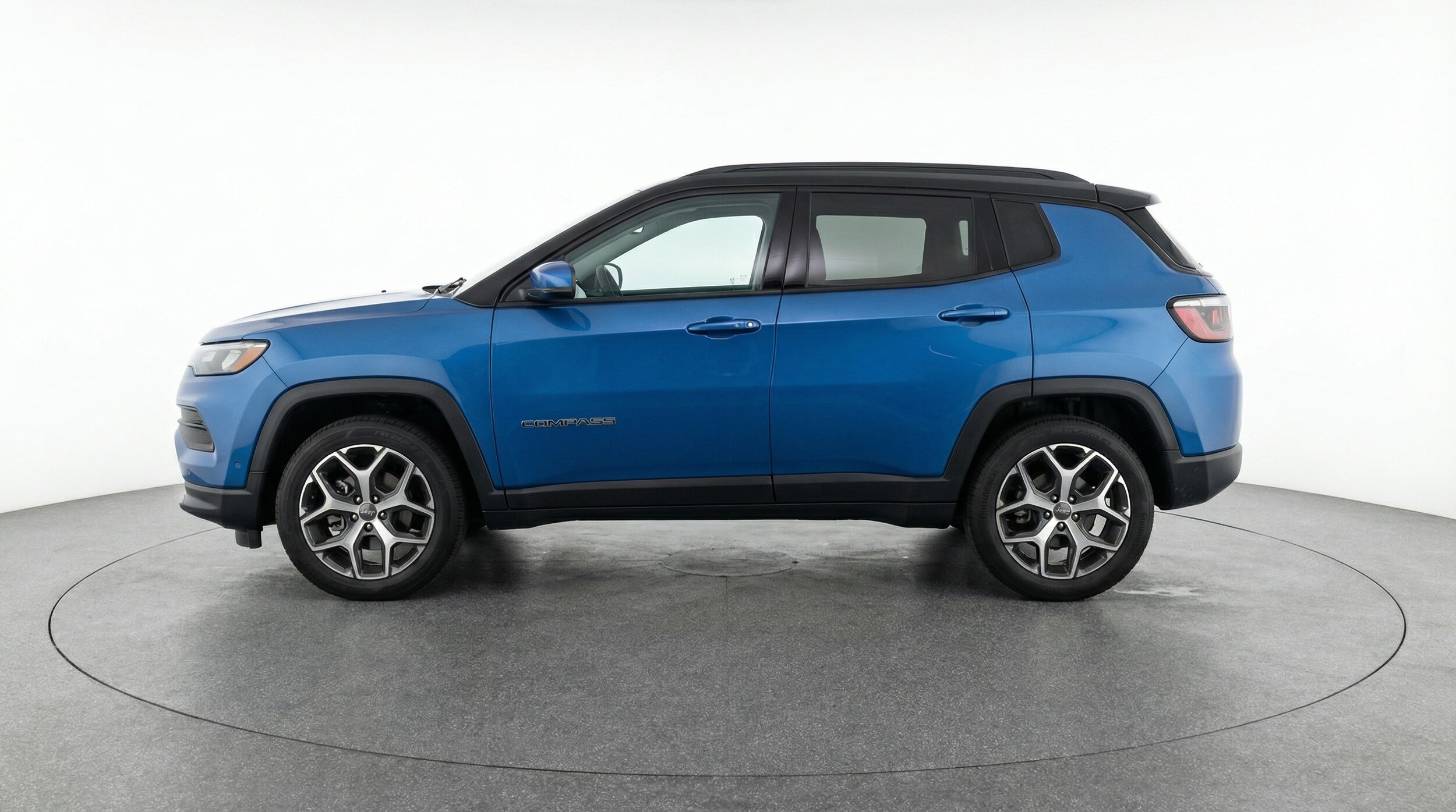 Thumbnail: 2025 Jeep Compass - 4
