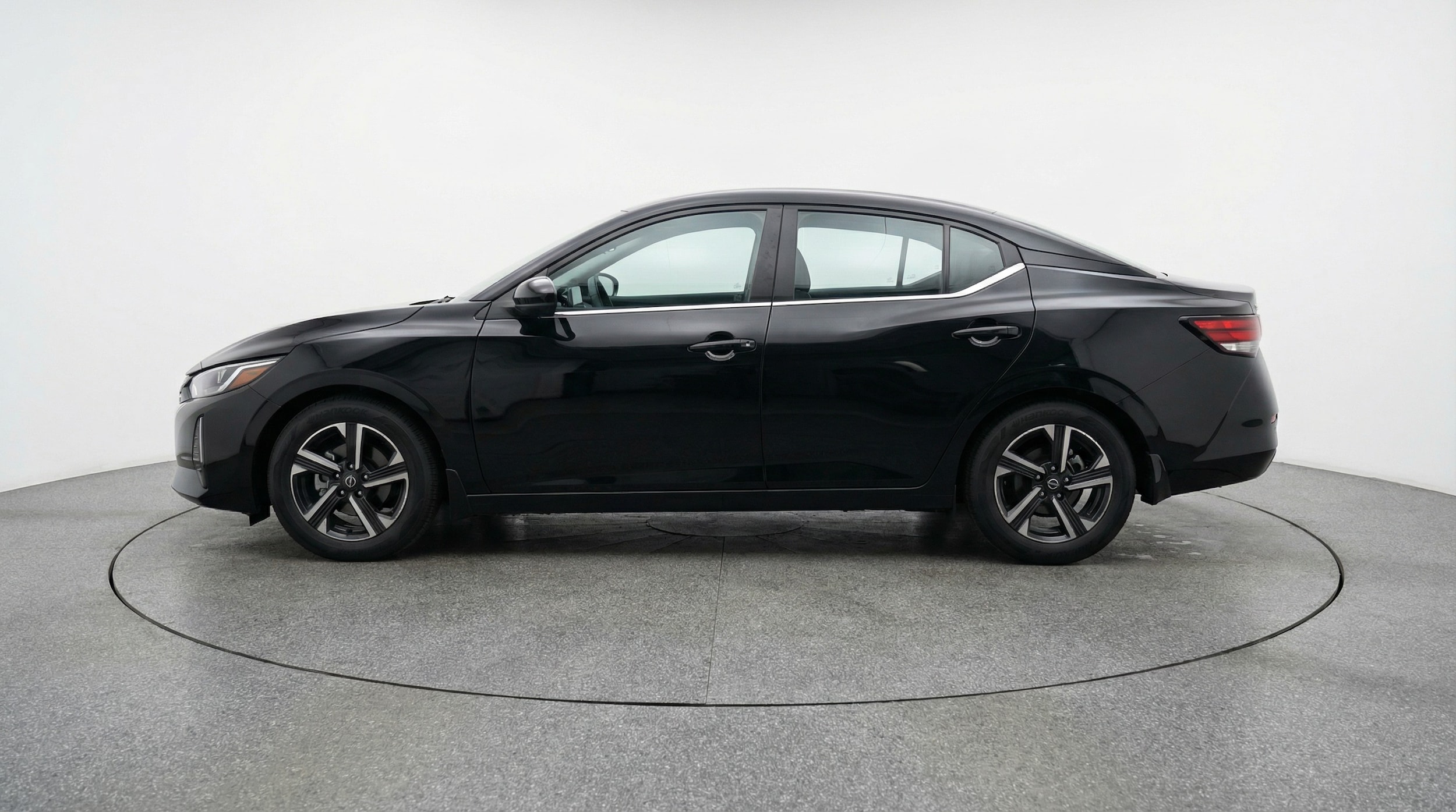 Thumbnail: 2025 Nissan Sentra - 4