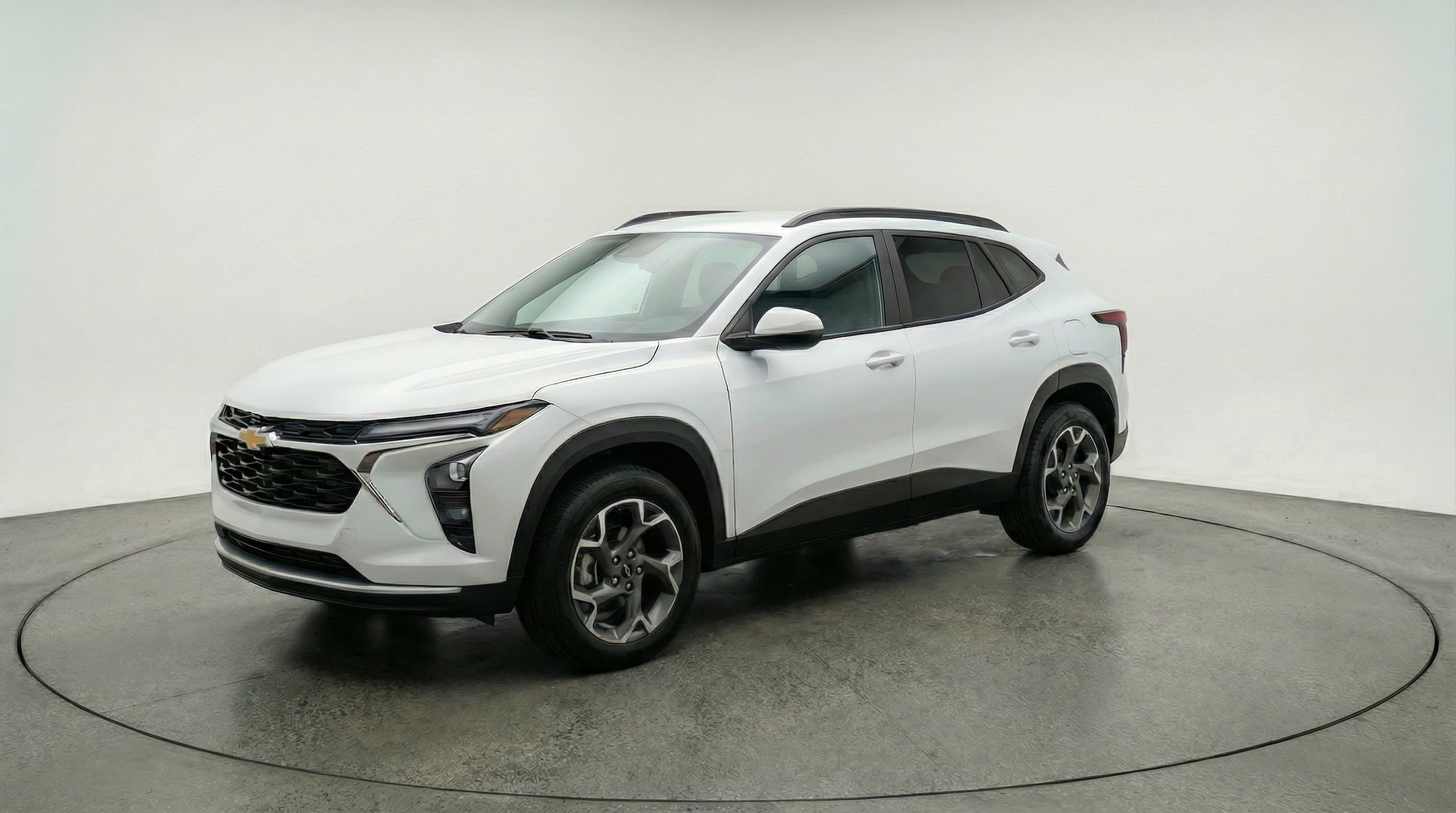 Thumbnail: 2025 Chevrolet Trax - 3