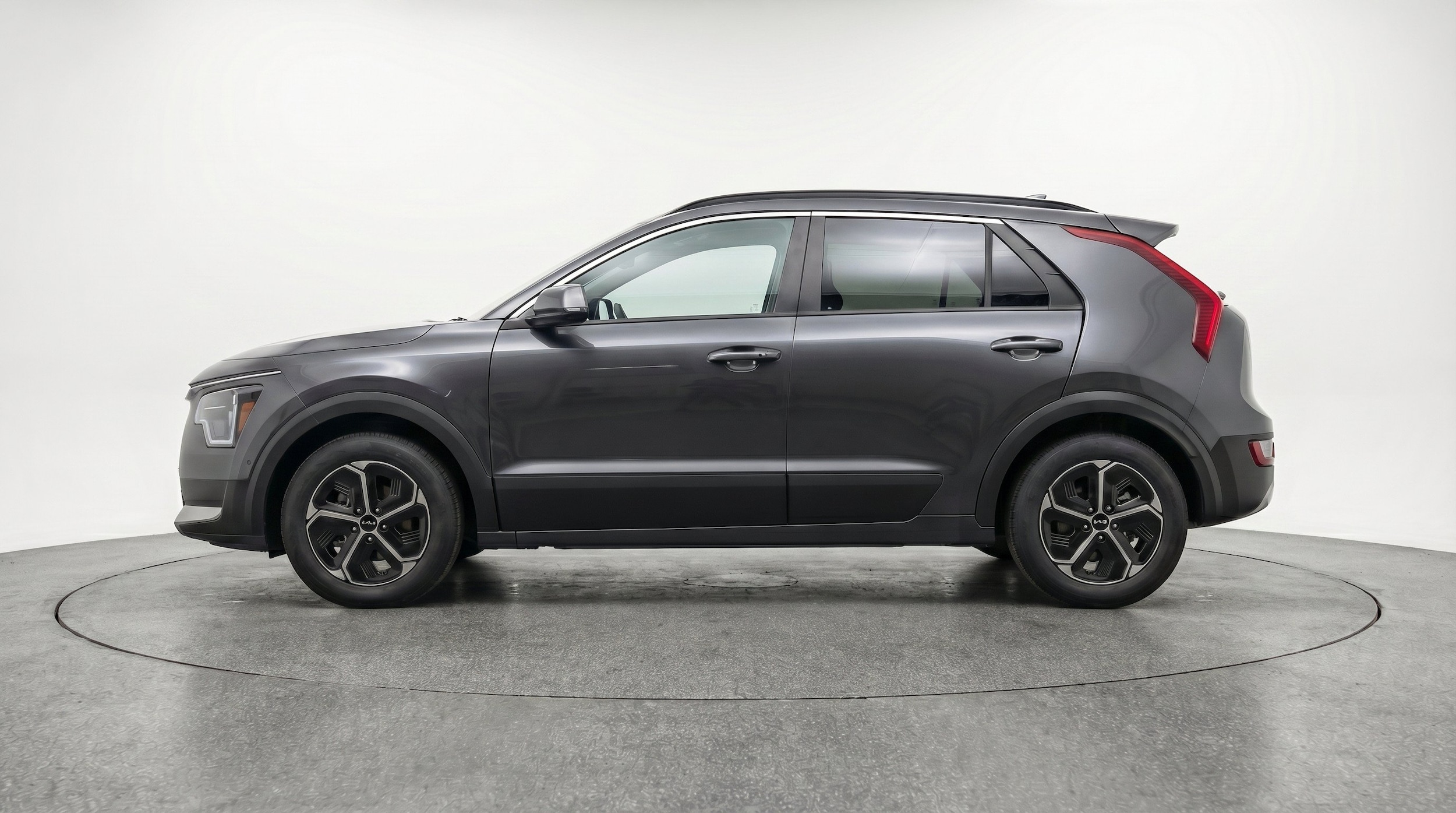 Thumbnail: 2026 Kia Niro - 3