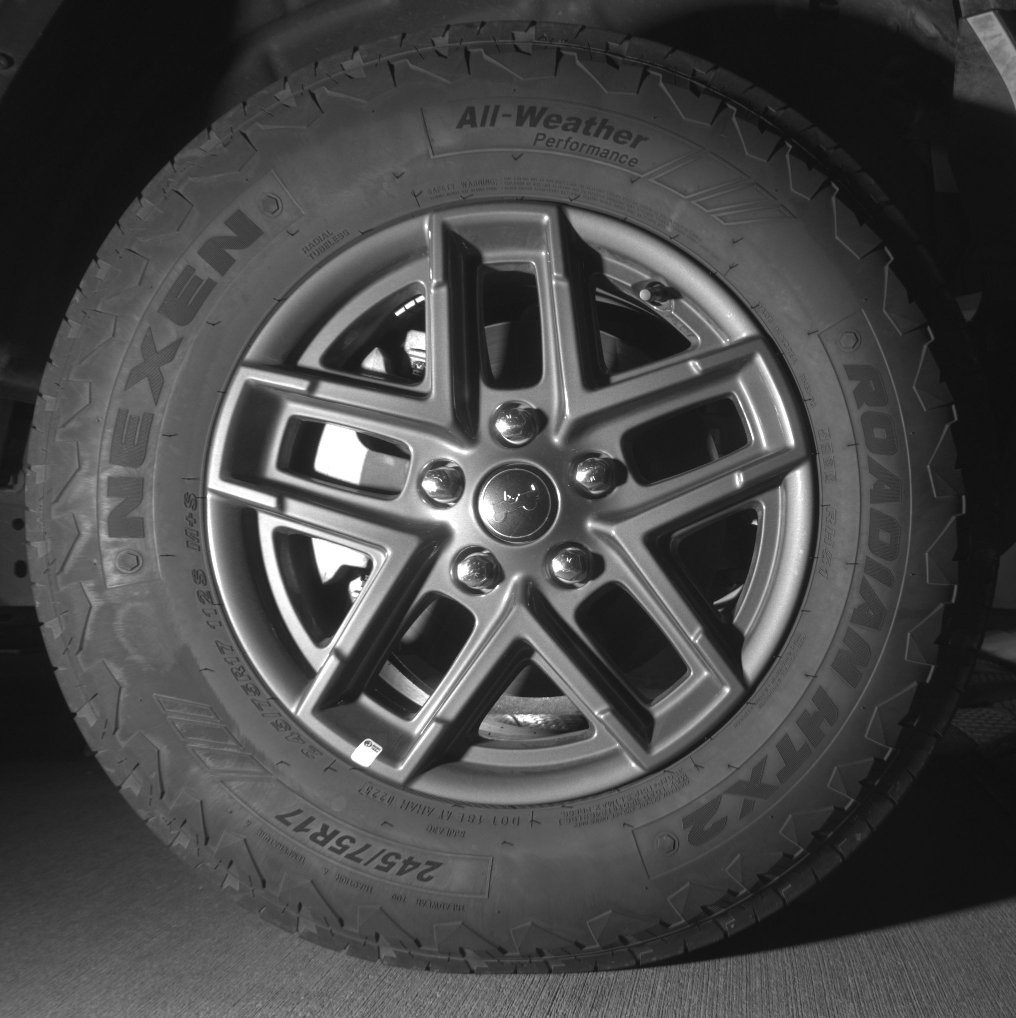 Thumbnail: 2025 Jeep Wrangler - 10