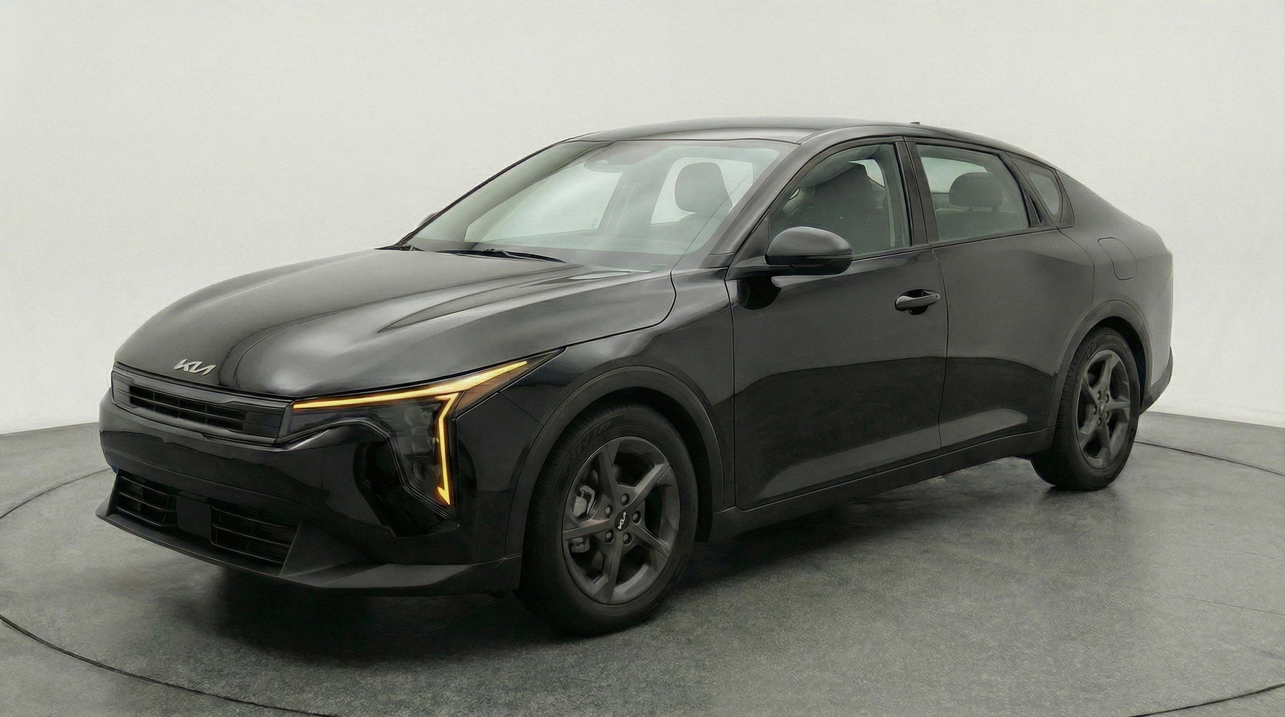 Thumbnail: 2025 Kia K4 - 2