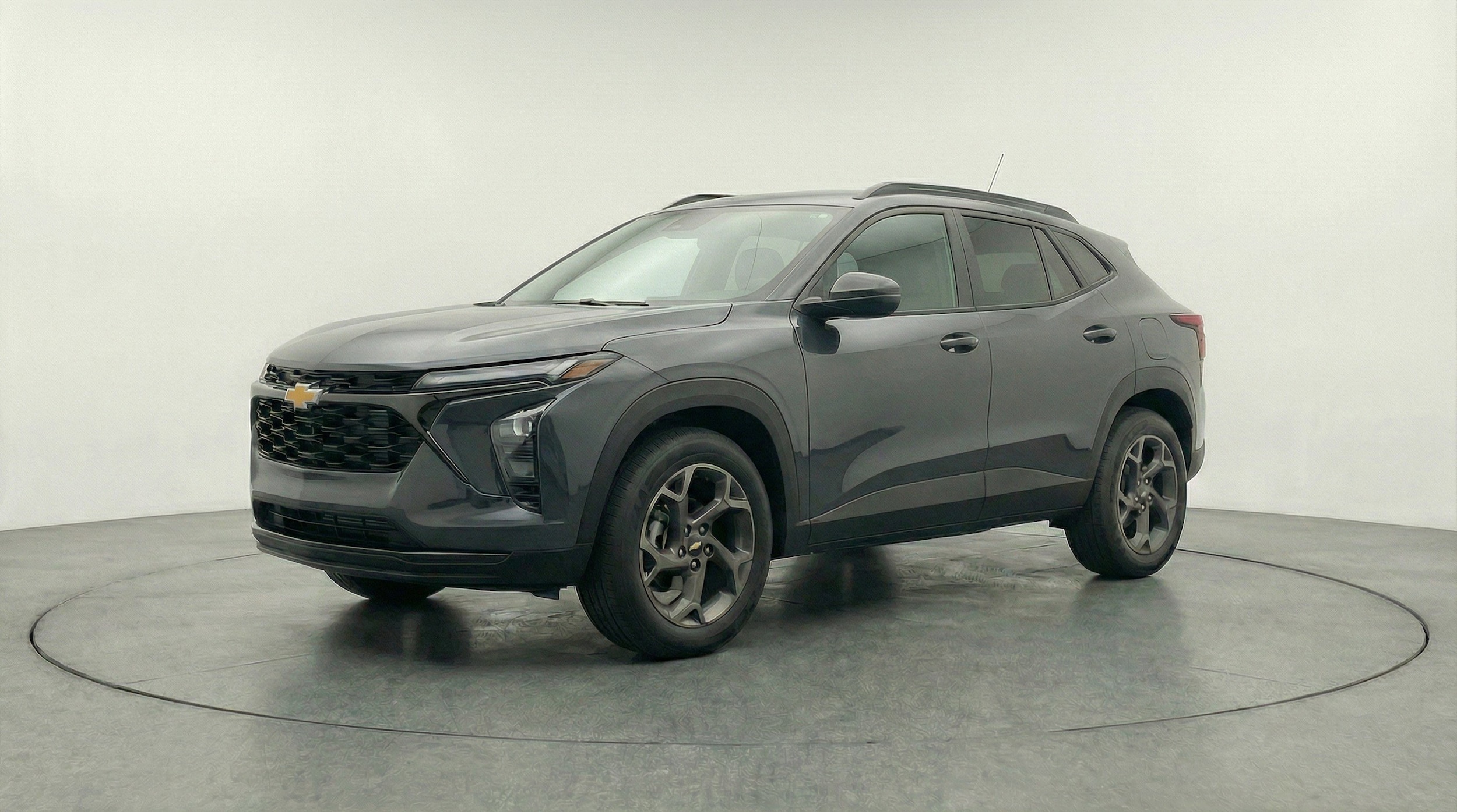 Thumbnail: 2025 Chevrolet Trax - 2