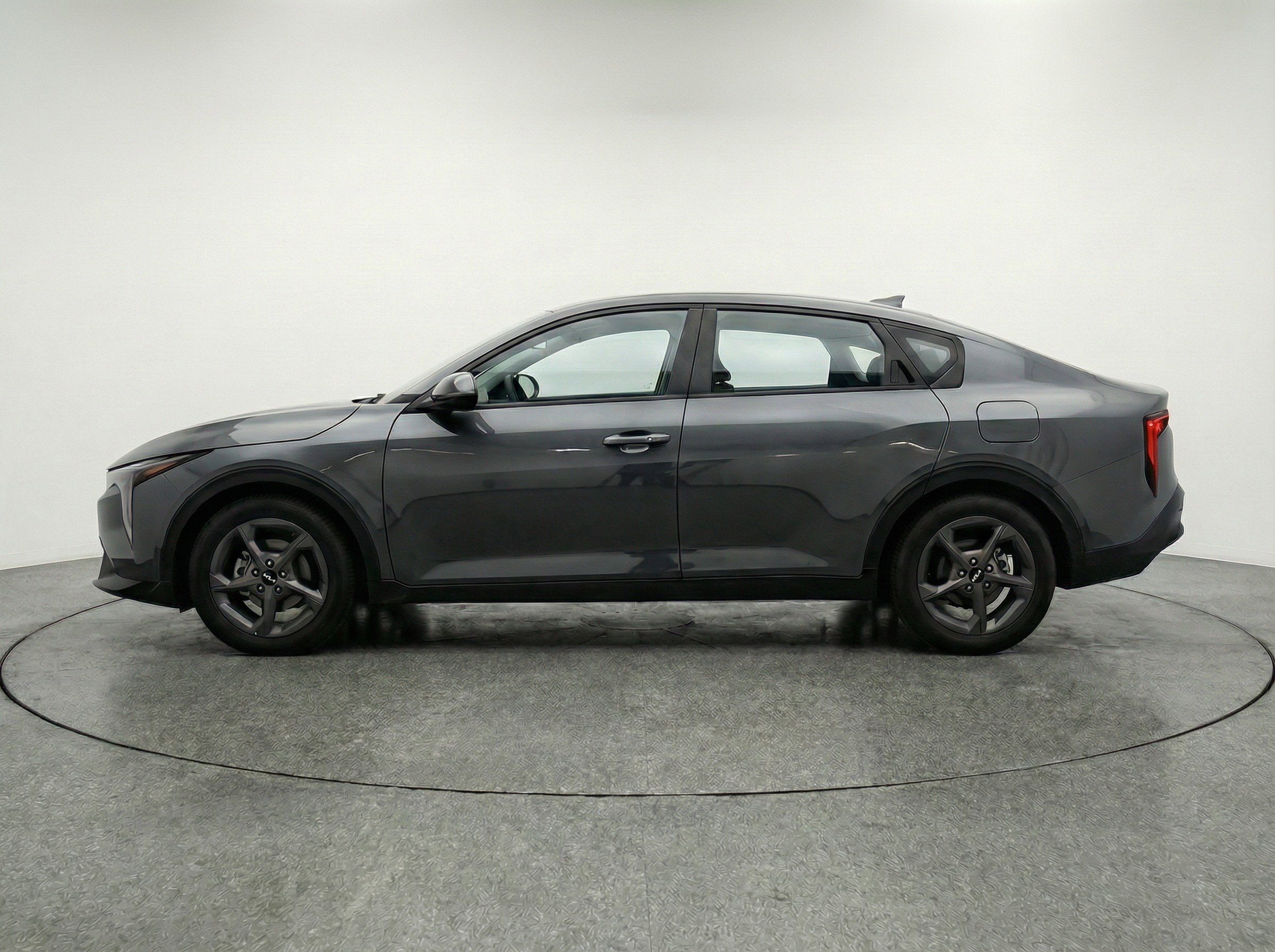 Thumbnail: 2025 Kia K4 - 3