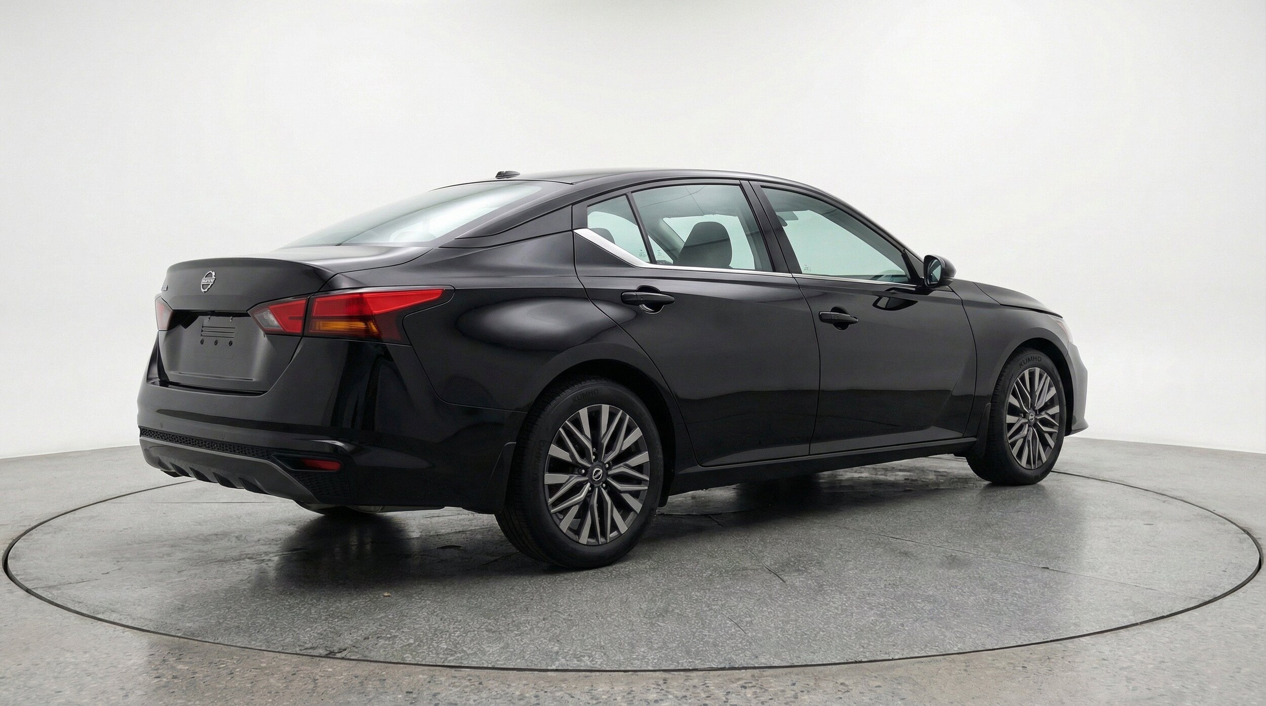 Thumbnail: 2026 Nissan Altima - 9