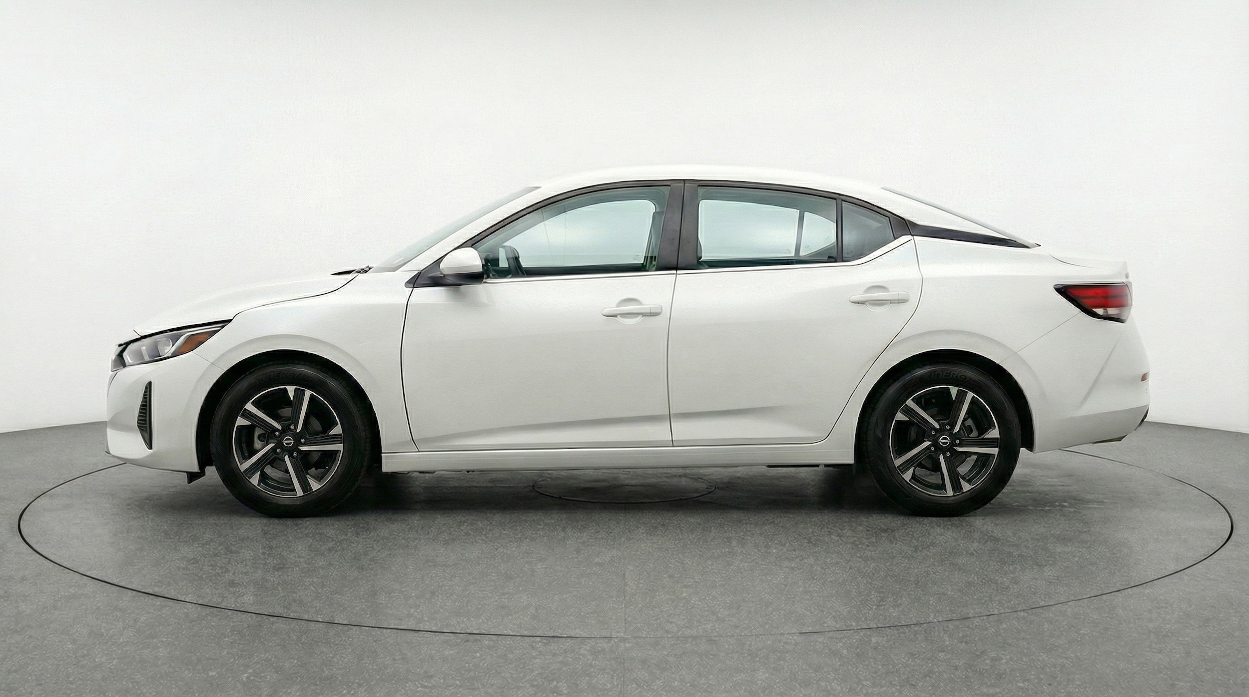 Thumbnail: 2025 Nissan Sentra - 3