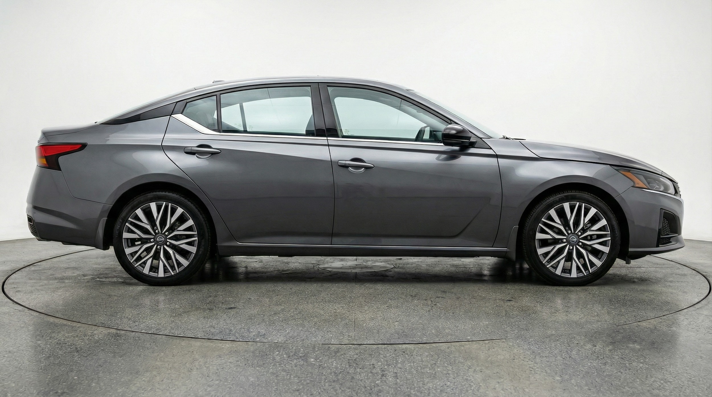 Thumbnail: 2025 Nissan Altima - 8