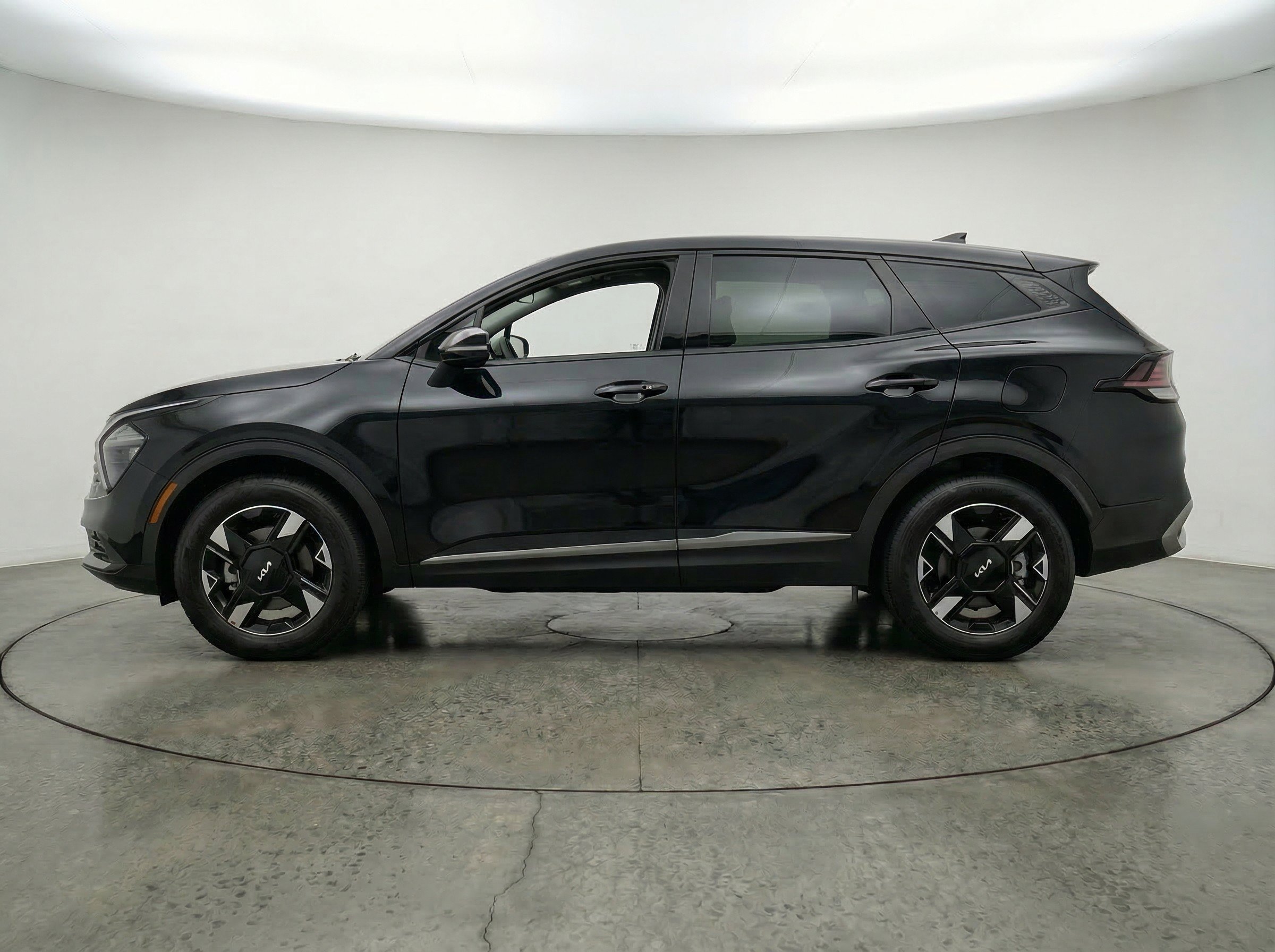 Thumbnail: 2026 Kia Sportage - 3