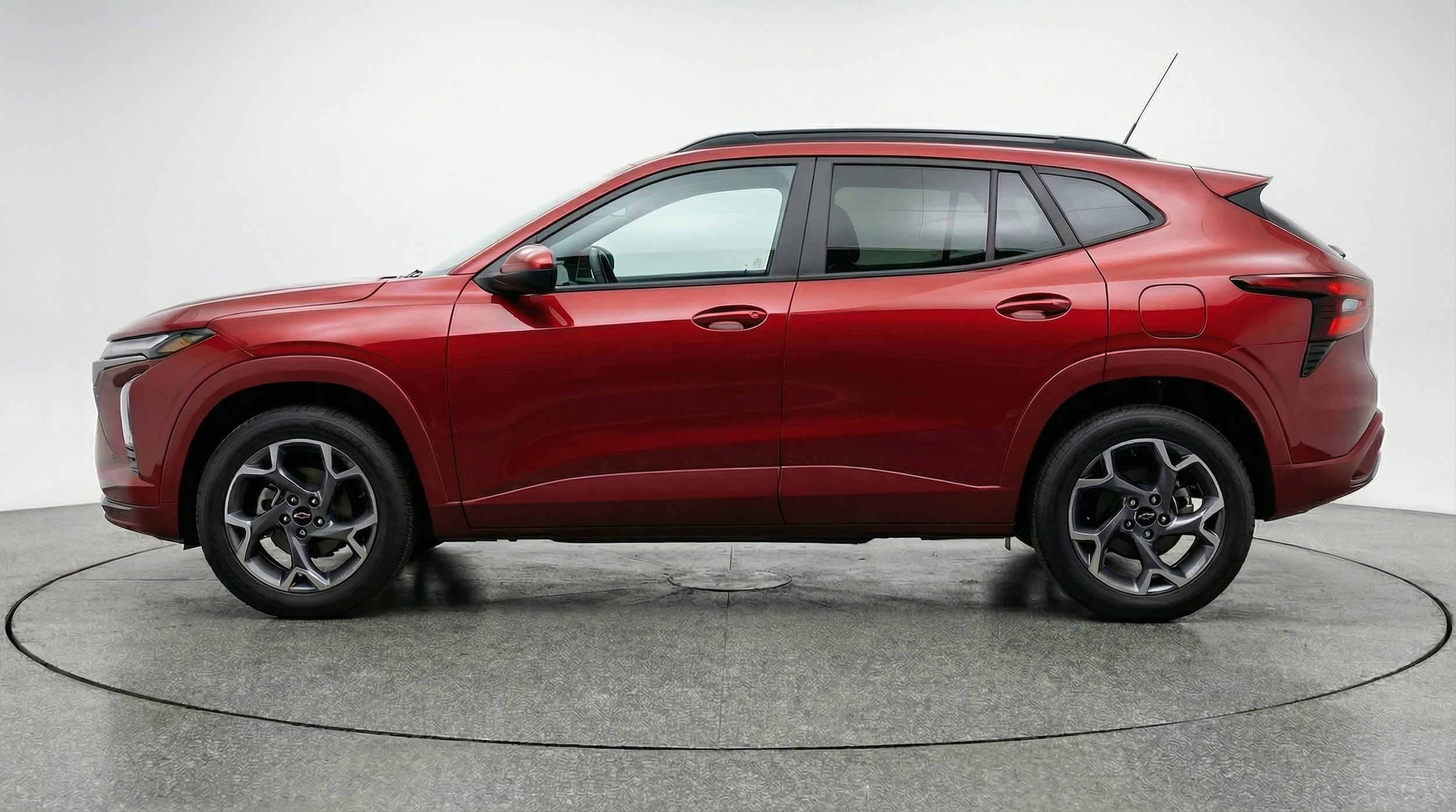 Thumbnail: 2025 Chevrolet Trax - 4