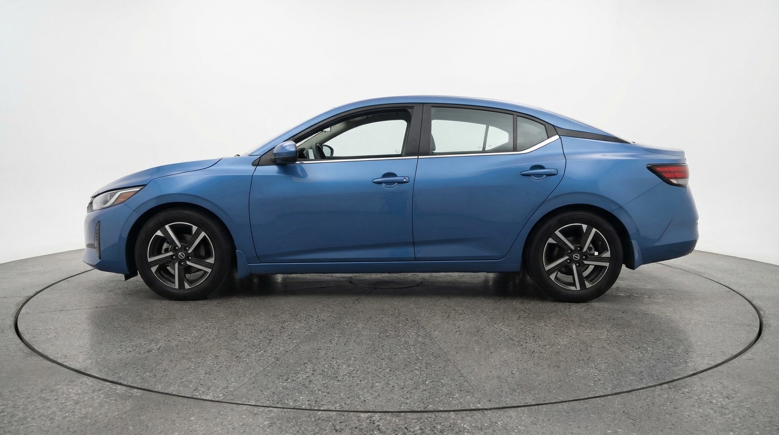 Thumbnail: 2025 Nissan Sentra - 3