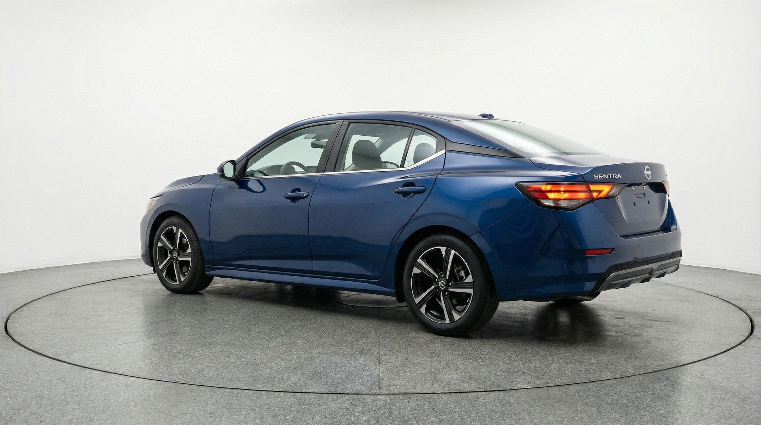 Thumbnail: 2025 Nissan Sentra - 5