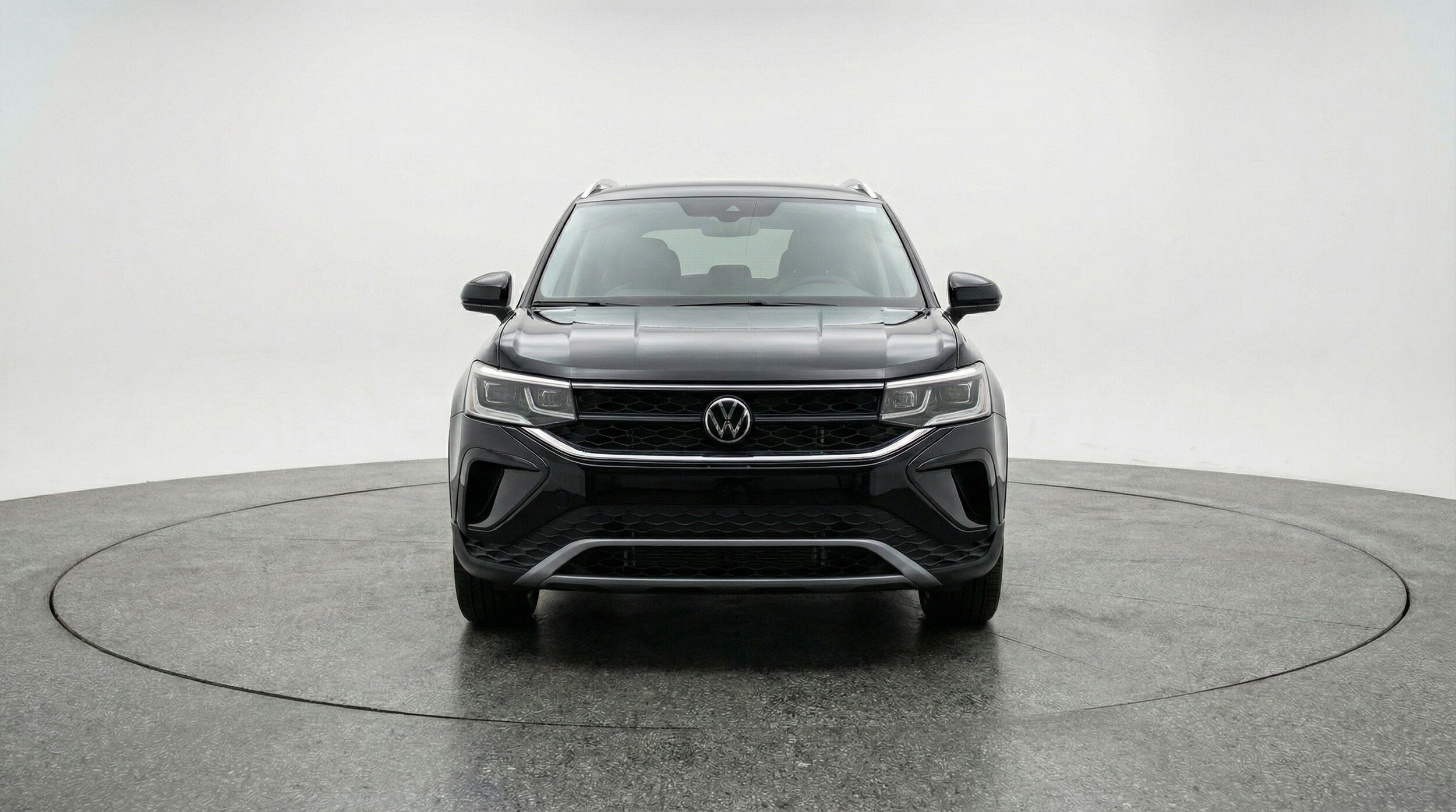 Thumbnail: 2025 Volkswagen Taos - 2