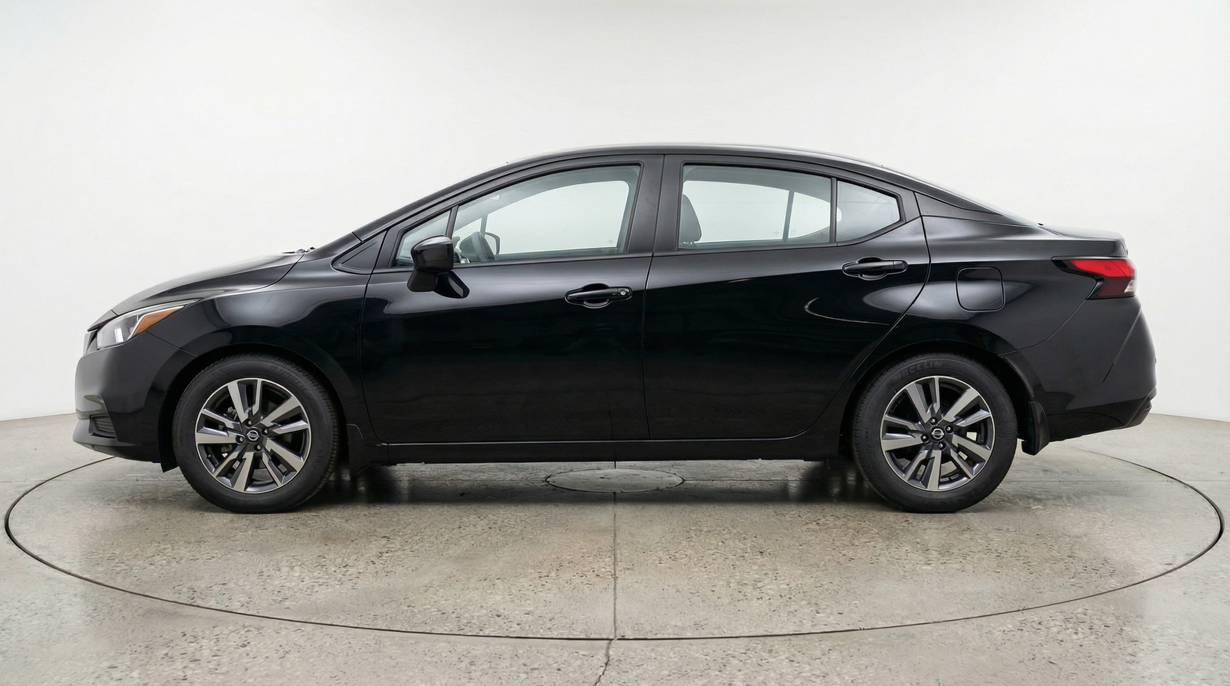 Thumbnail: 2025 Nissan Versa - 4