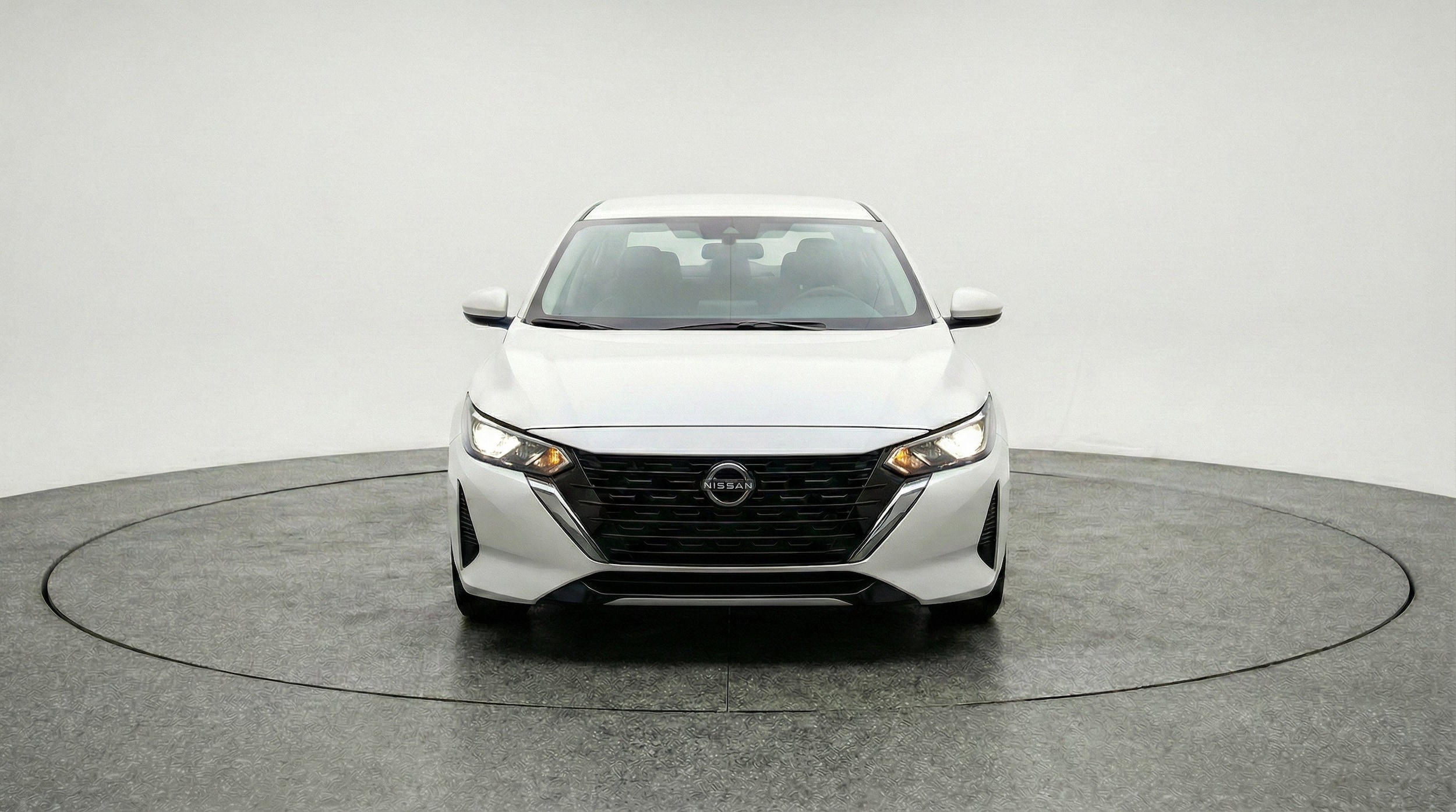 Thumbnail: 2025 Nissan Sentra - 1