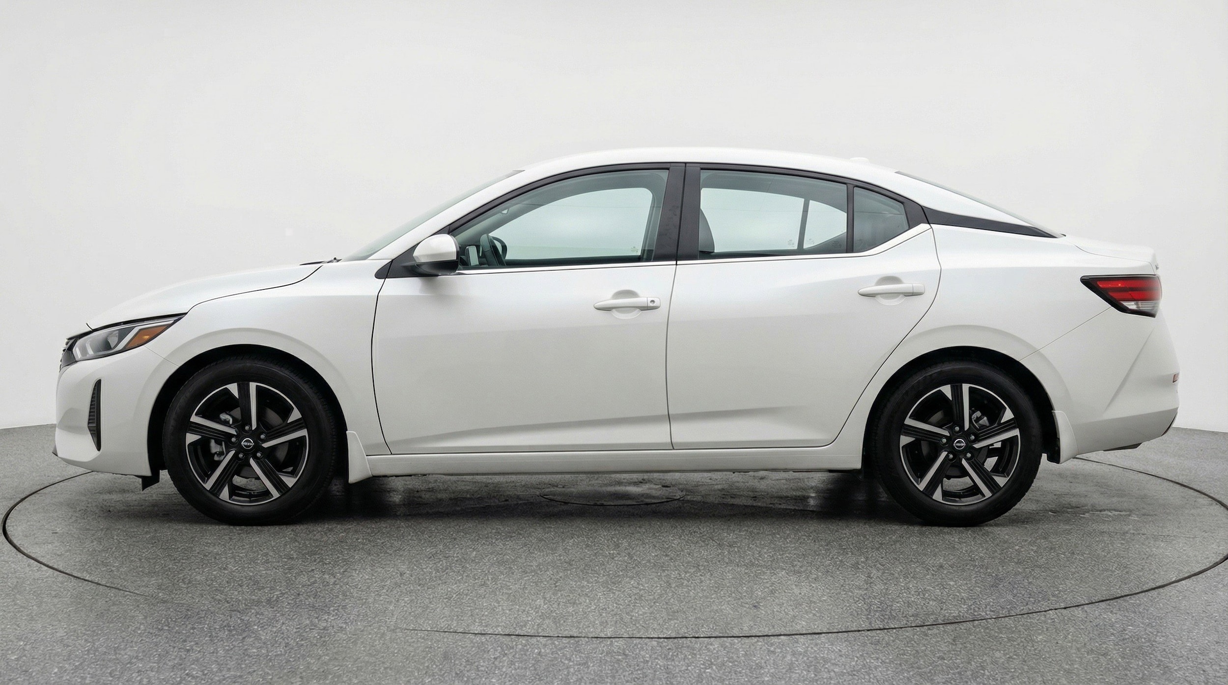 Thumbnail: 2025 Nissan Sentra - 3
