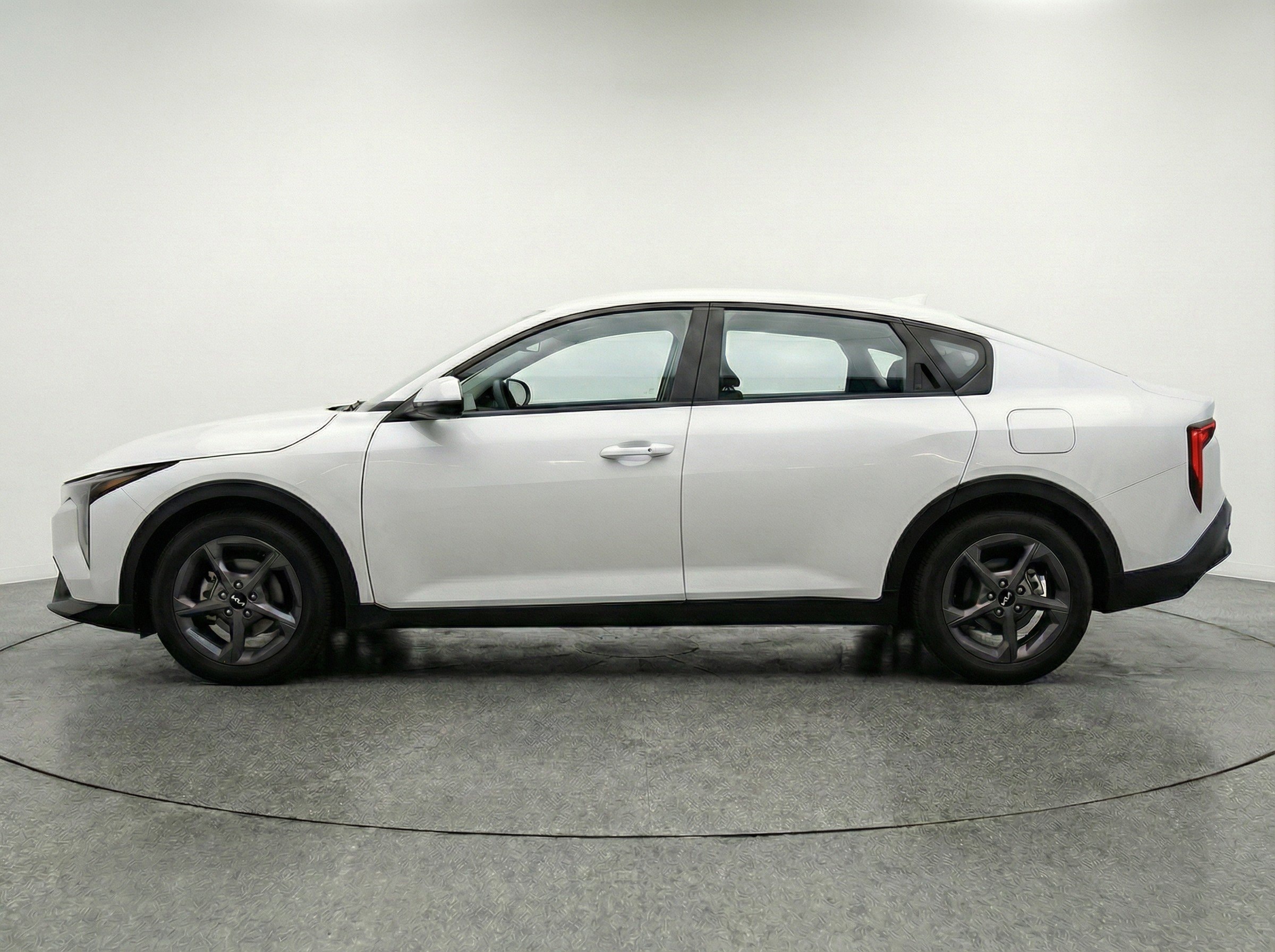 Thumbnail: 2025 Kia K4 - 3