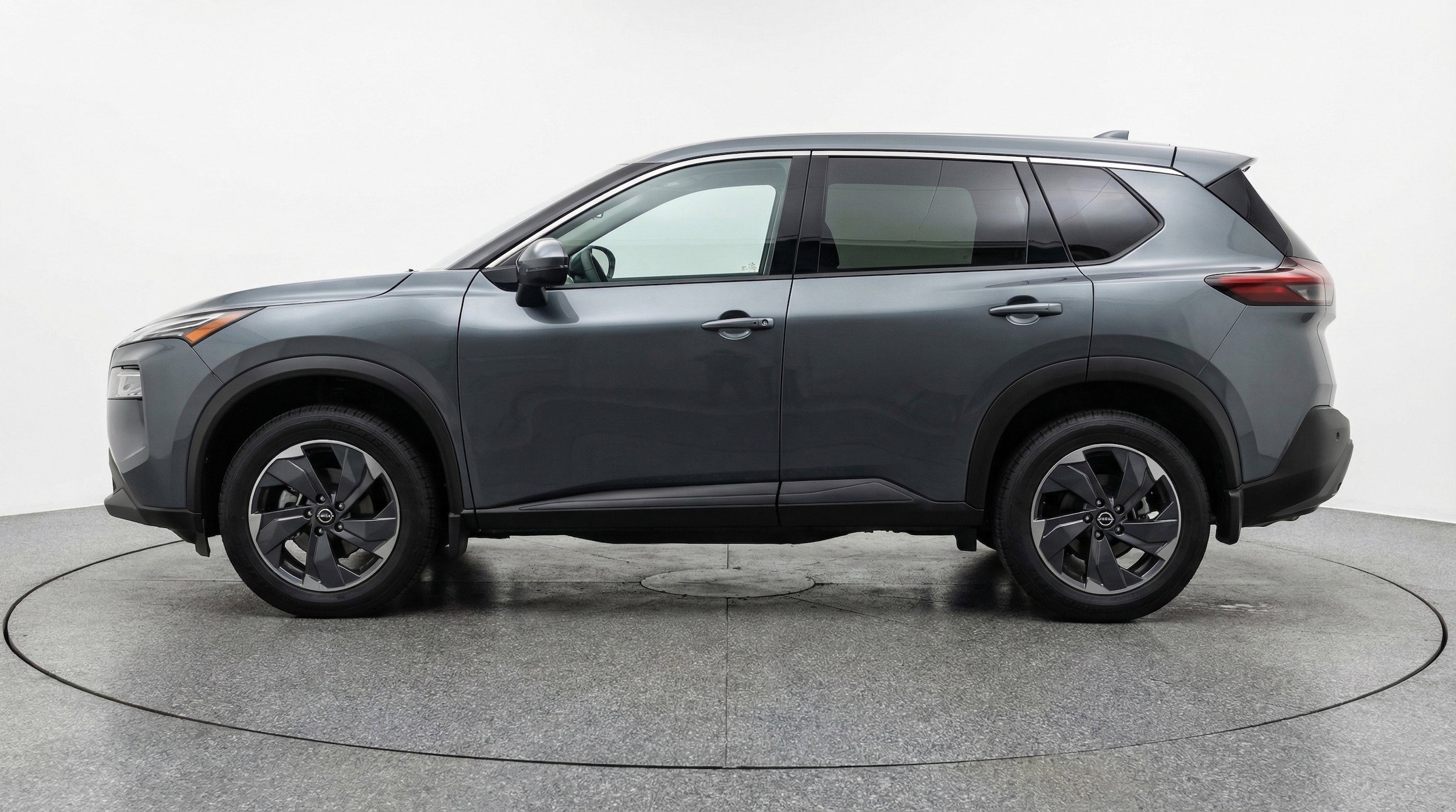 Thumbnail: 2025 Nissan Rogue - 3
