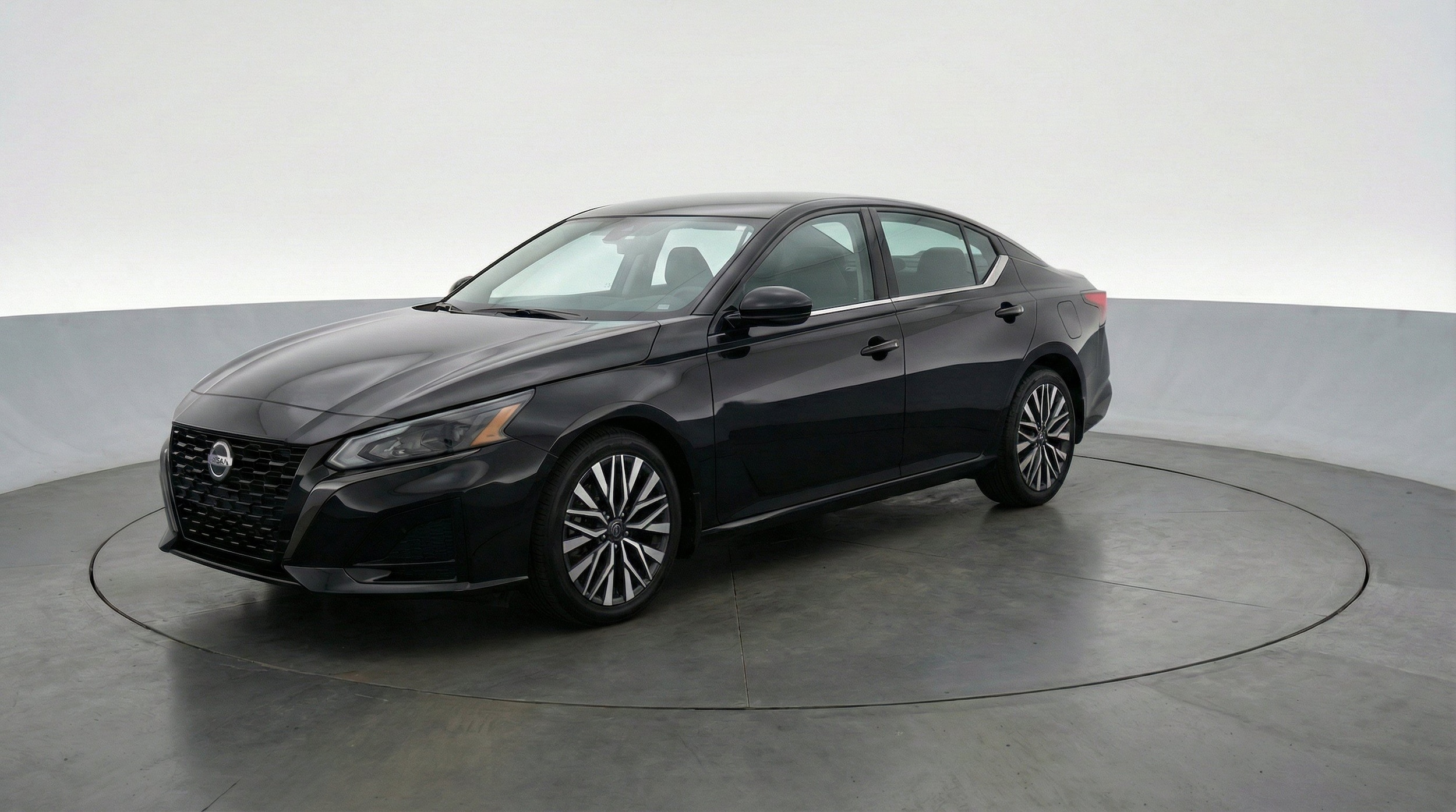 Thumbnail: 2025 Nissan Altima - 2