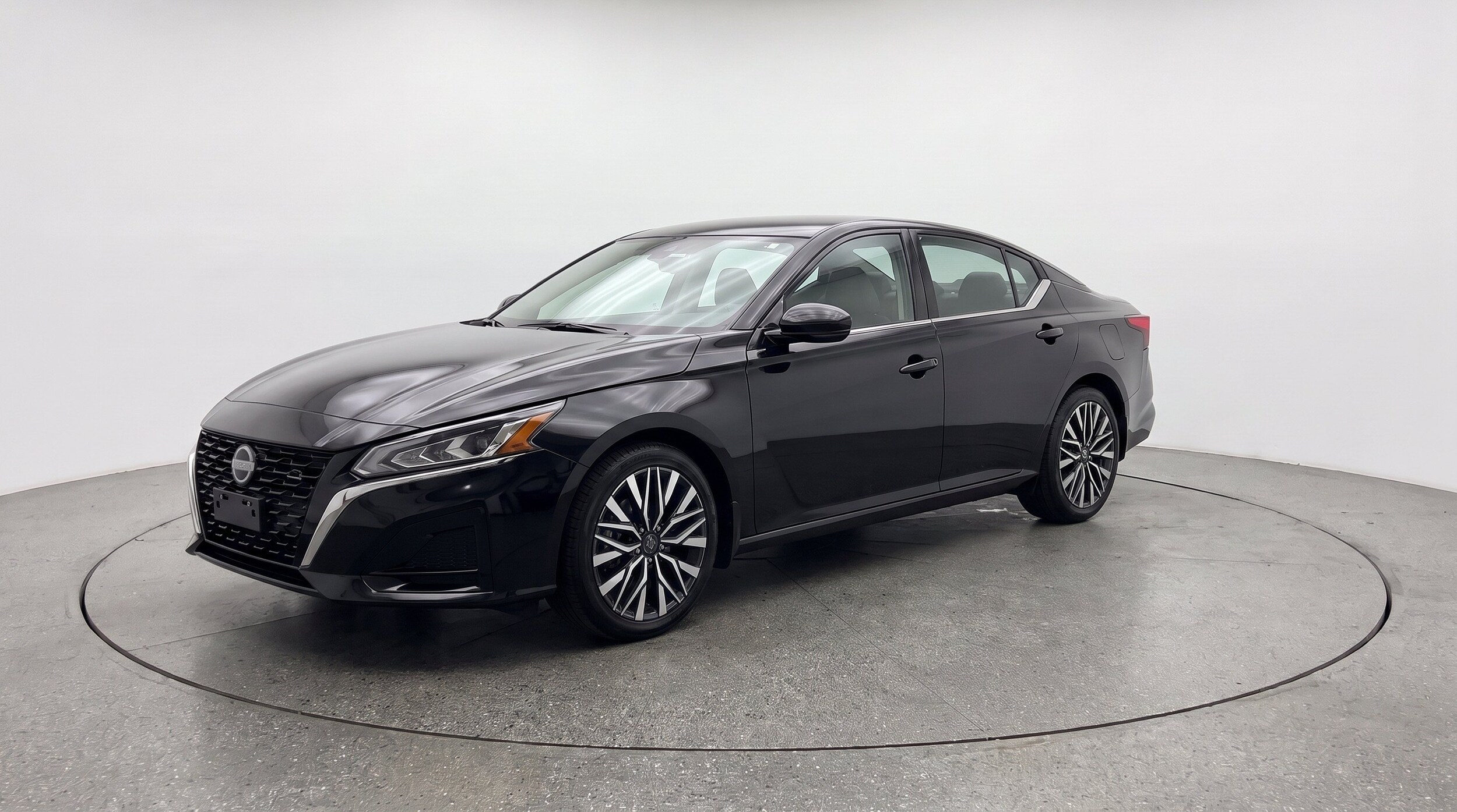 Thumbnail: 2025 Nissan Altima - 2
