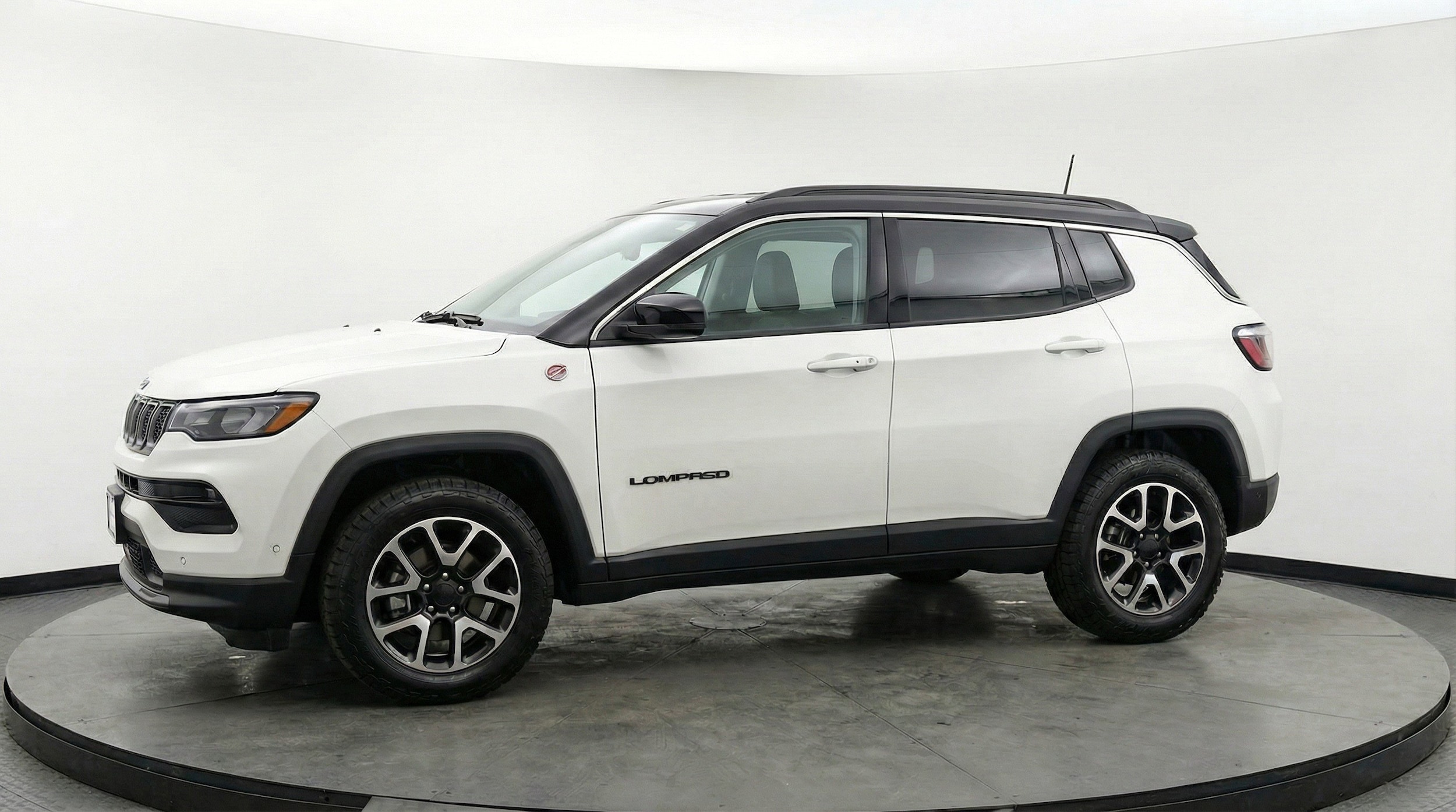 Thumbnail: 2025 Jeep Compass - 2