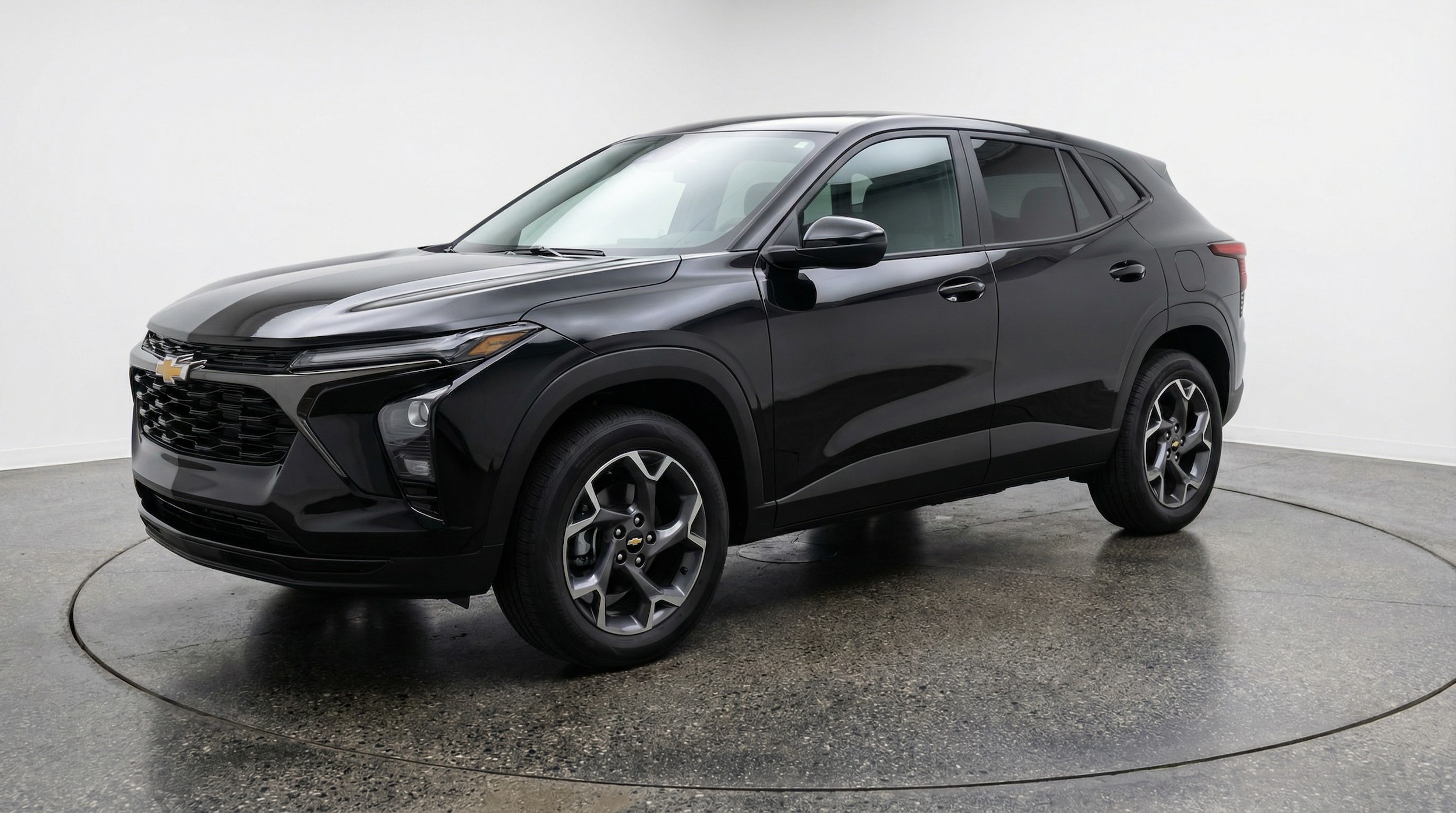 Thumbnail: 2025 Chevrolet Trax - 3