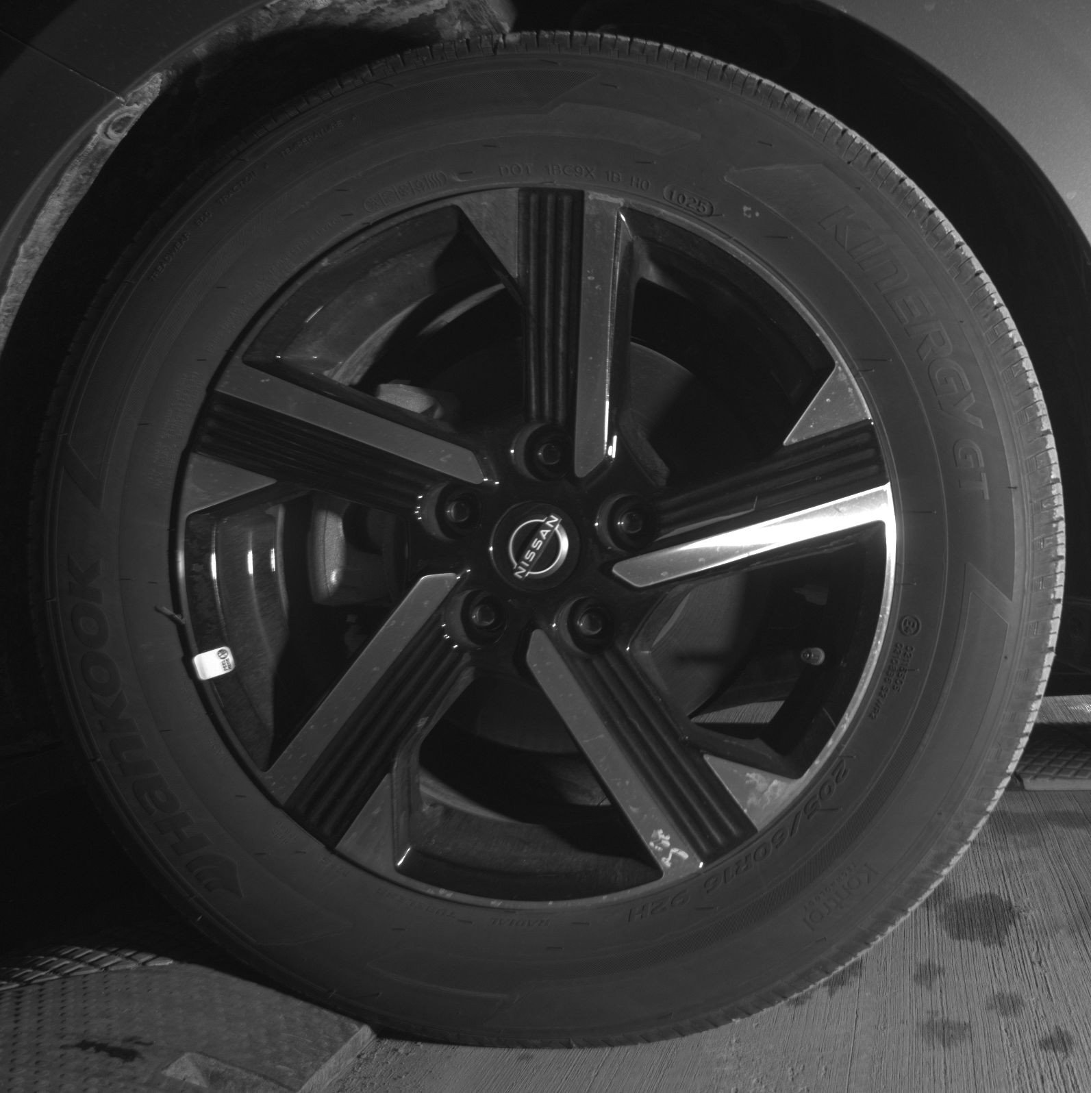 Thumbnail: 2025 Nissan Sentra - 13