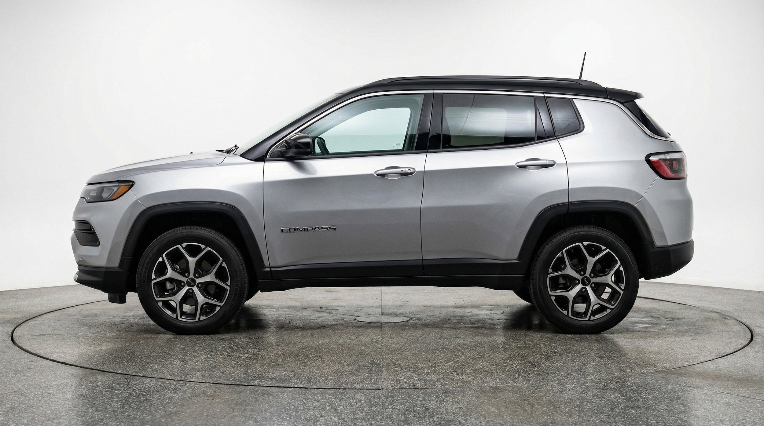 Thumbnail: 2025 Jeep Compass - 3