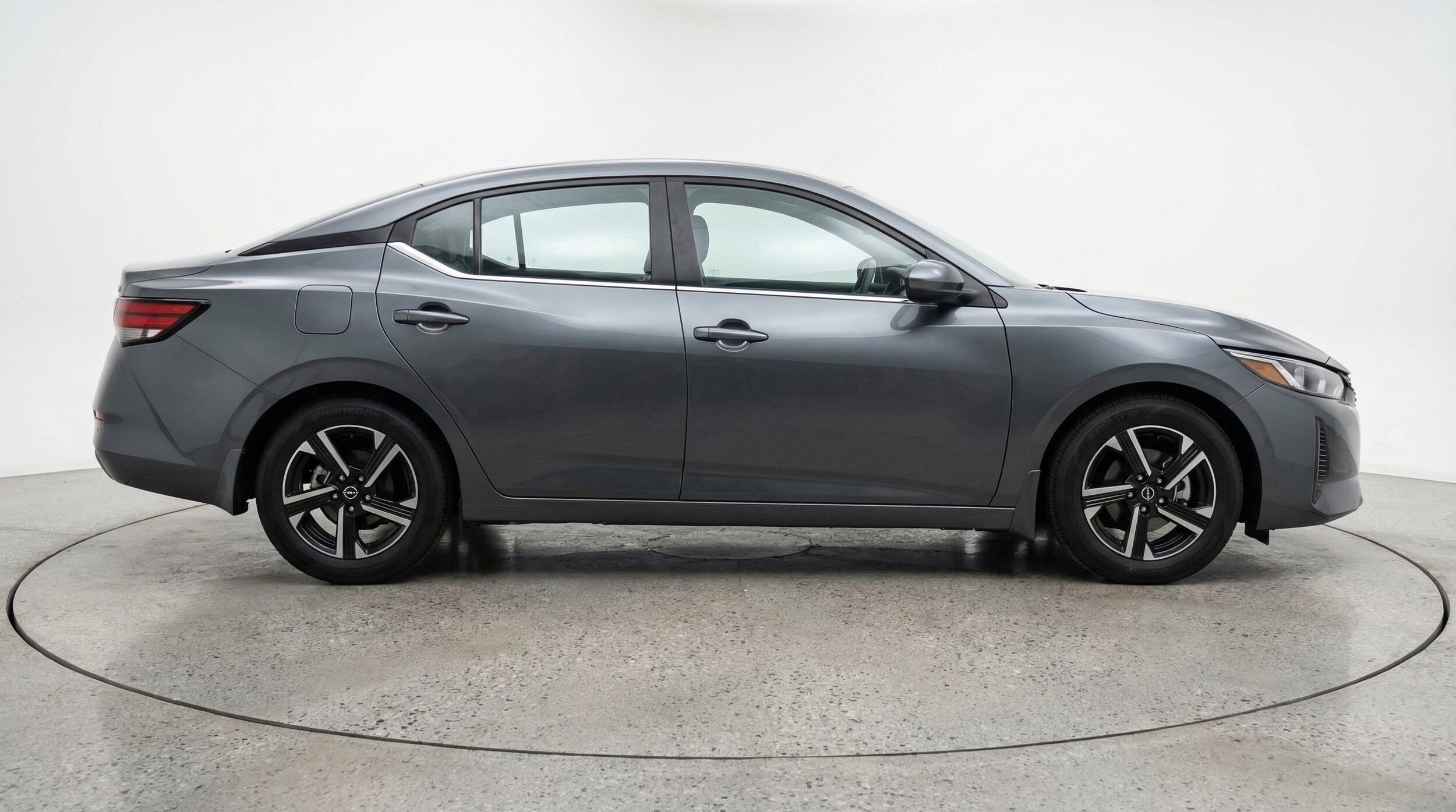 Thumbnail: 2025 Nissan Sentra - 9