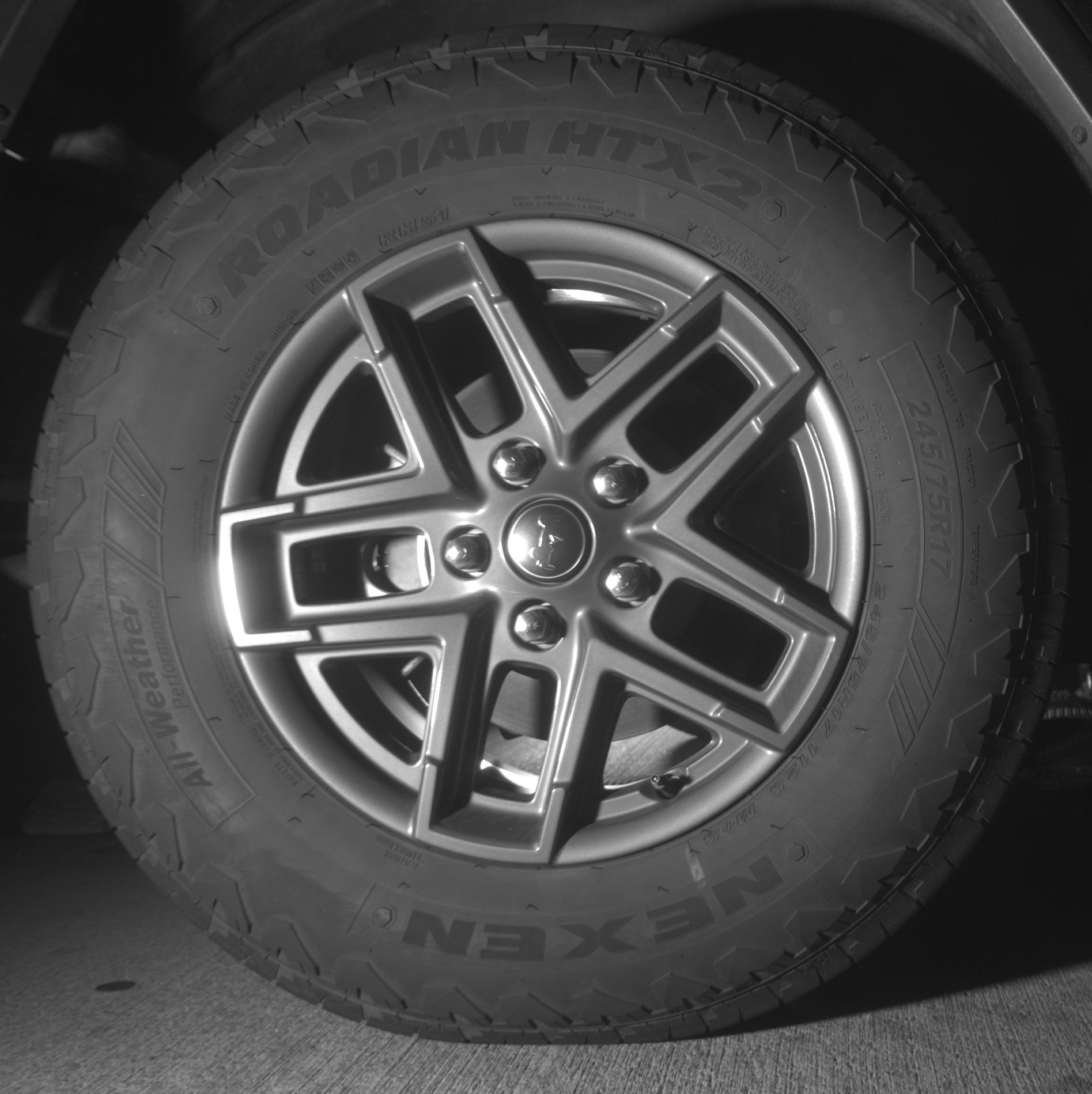 Thumbnail: 2025 Jeep Wrangler - 14
