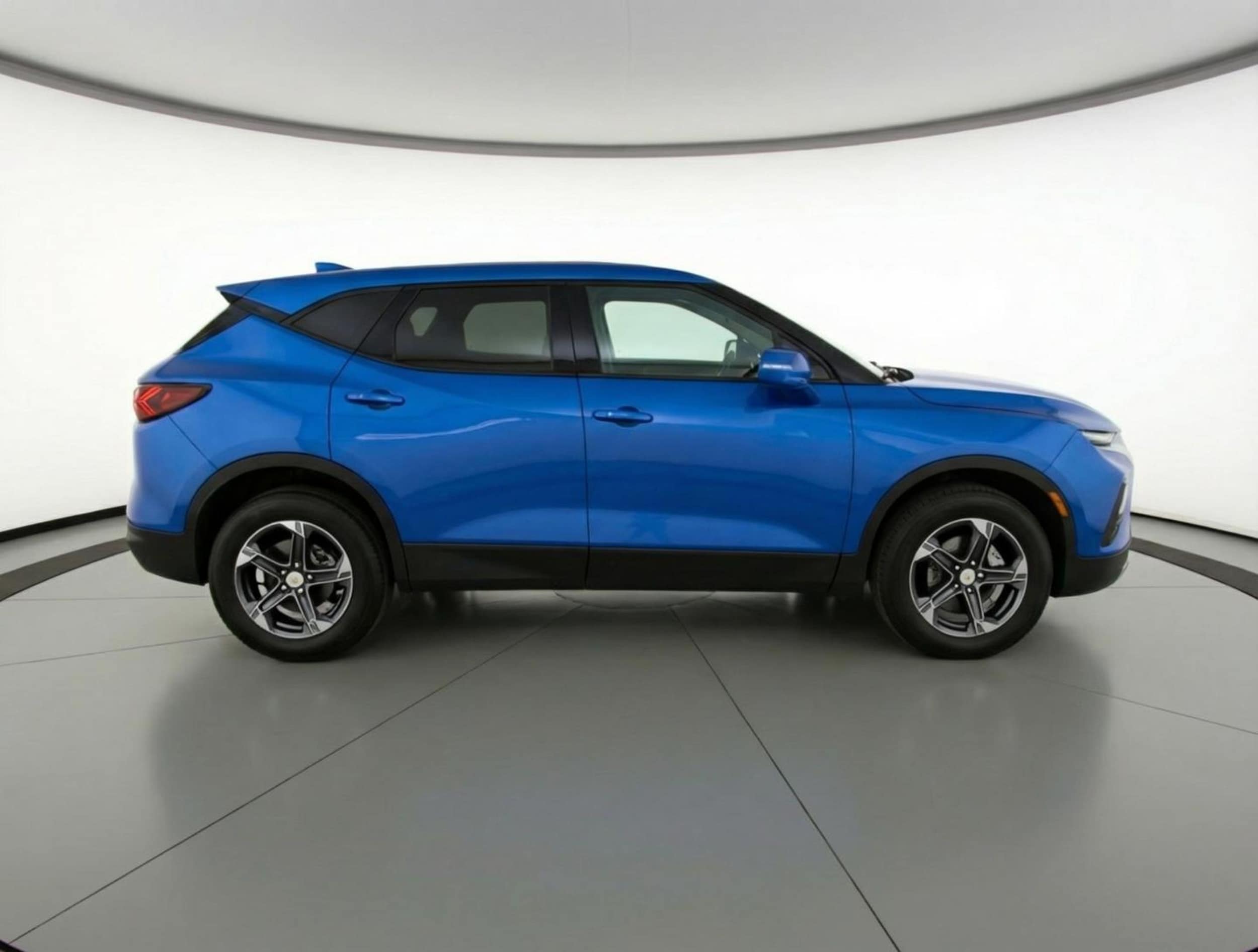 Thumbnail: 2025 Chevrolet Blazer - 8