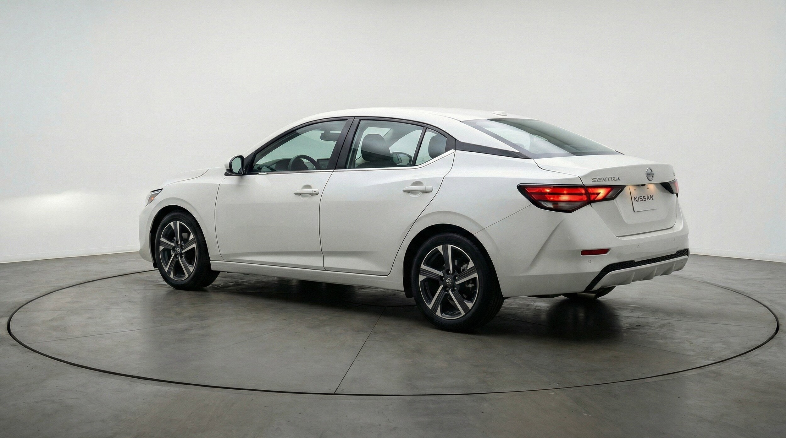 Thumbnail: 2025 Nissan Sentra - 5