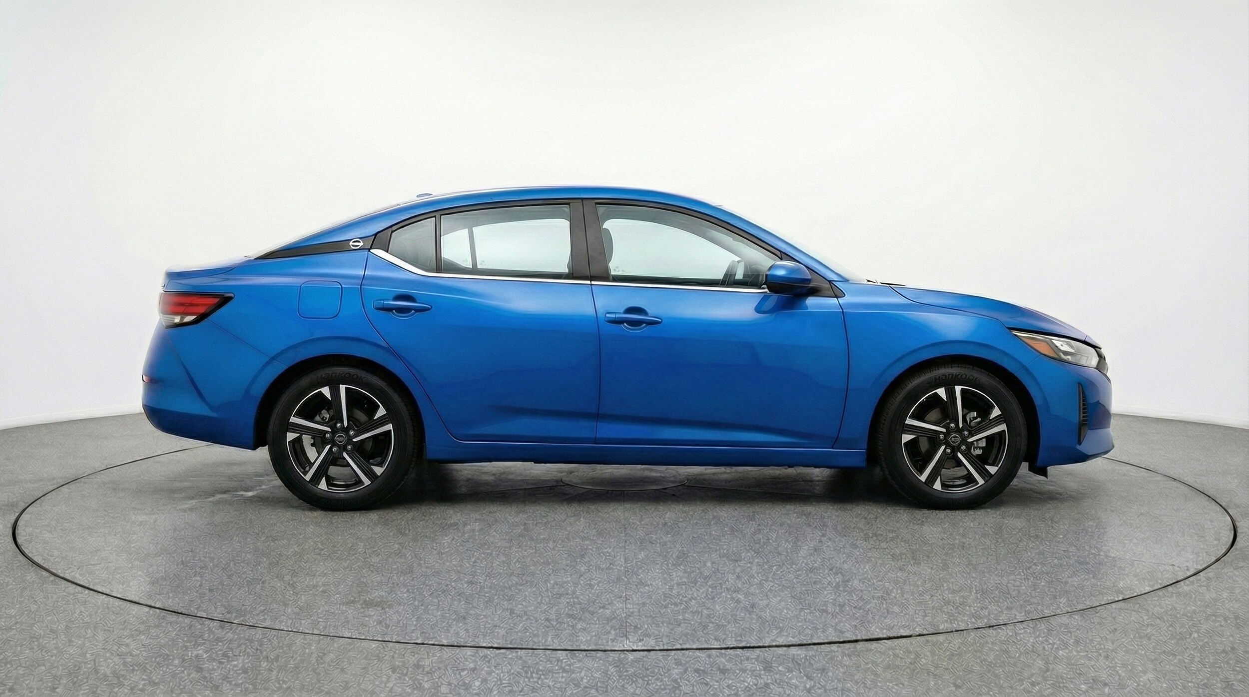 Thumbnail: 2025 Nissan Sentra - 8