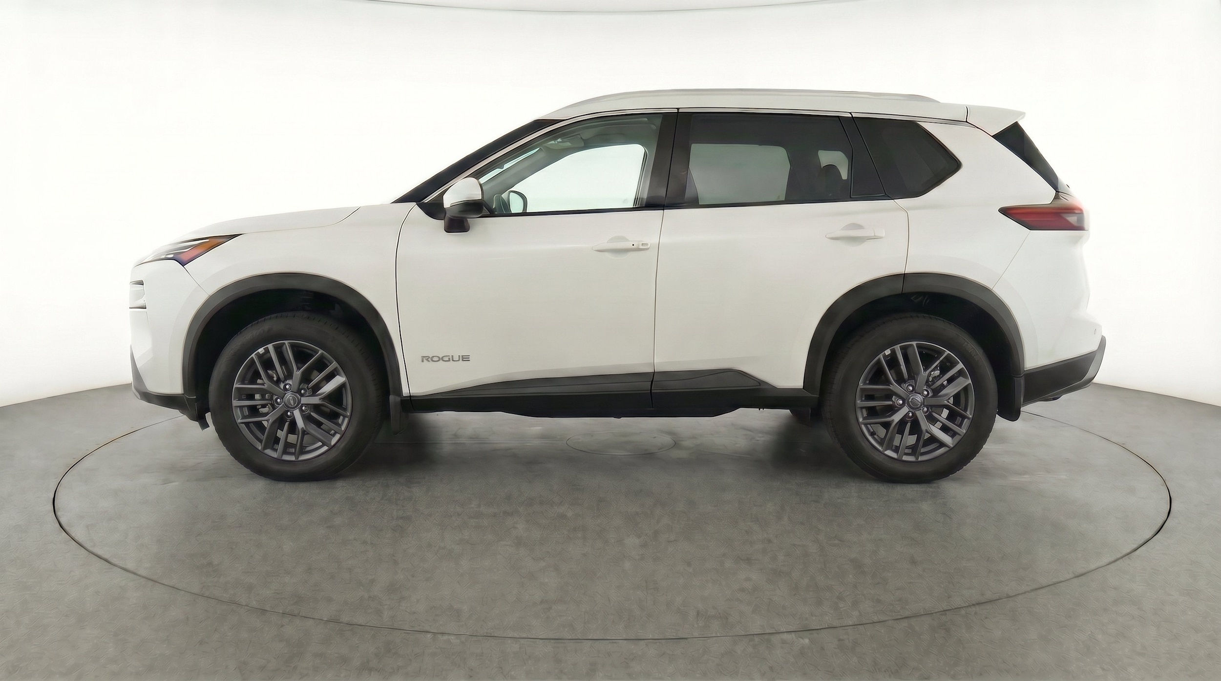 Thumbnail: 2026 Nissan Rogue - 5