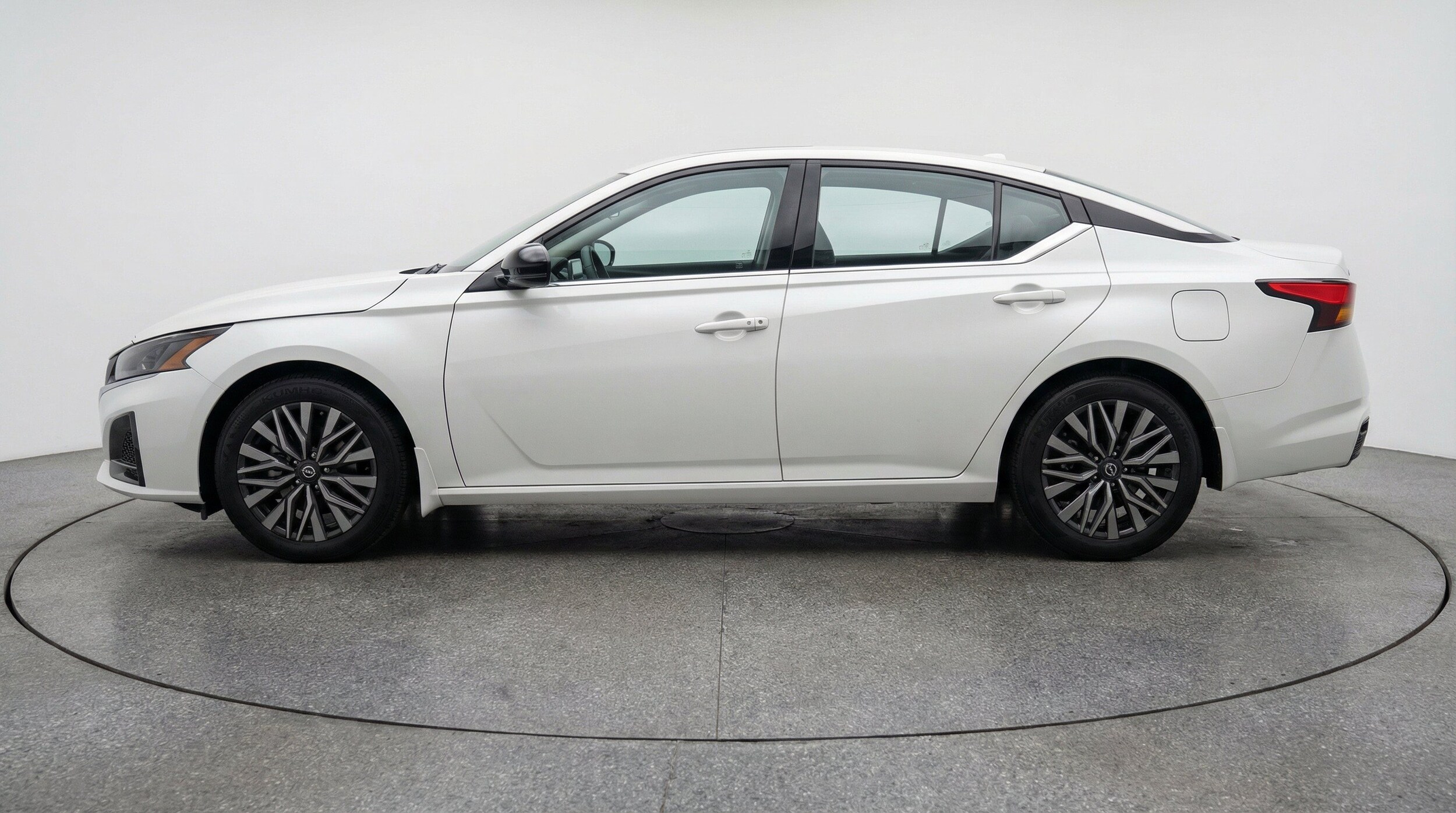 Thumbnail: 2026 Nissan Altima - 3