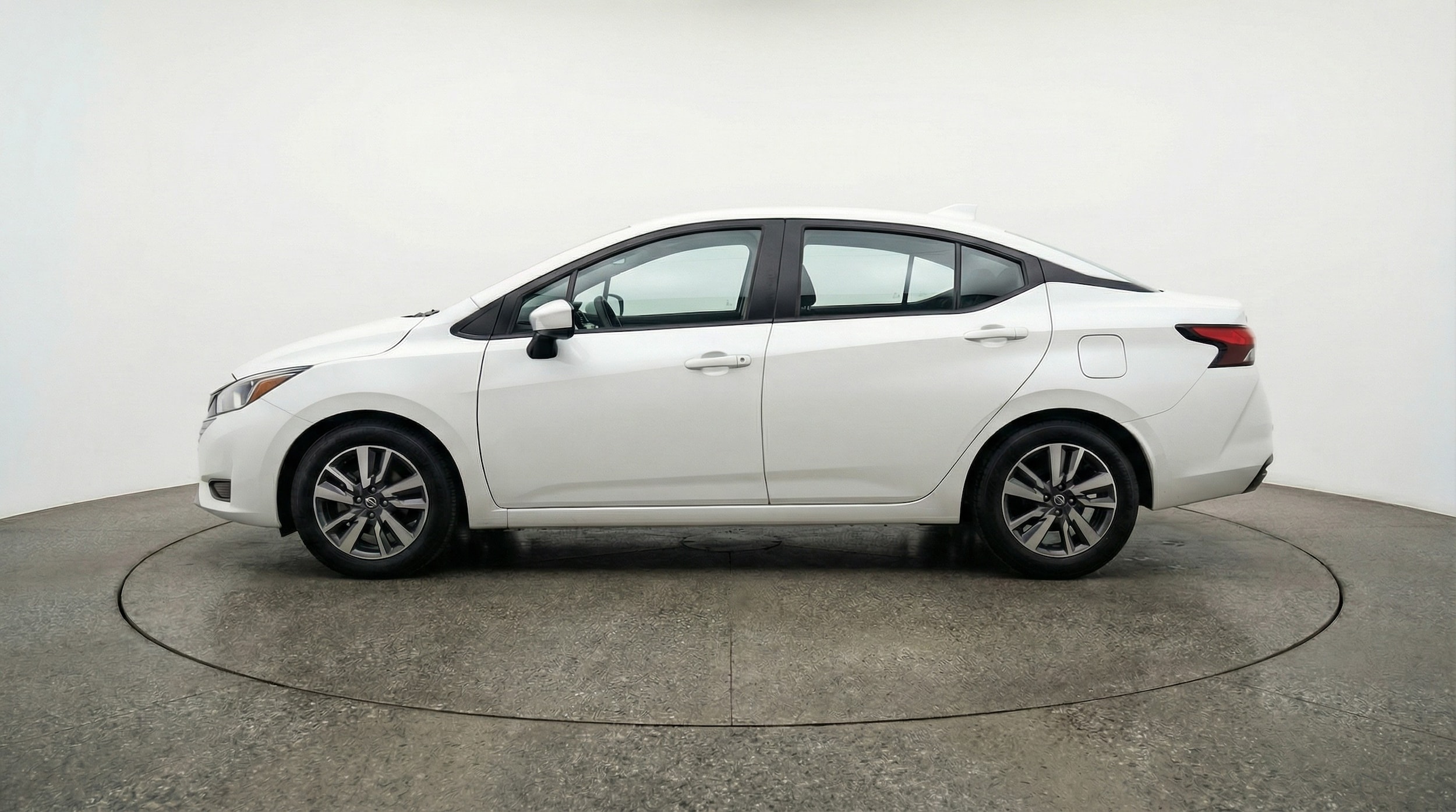 Thumbnail: 2025 Nissan Versa - 4