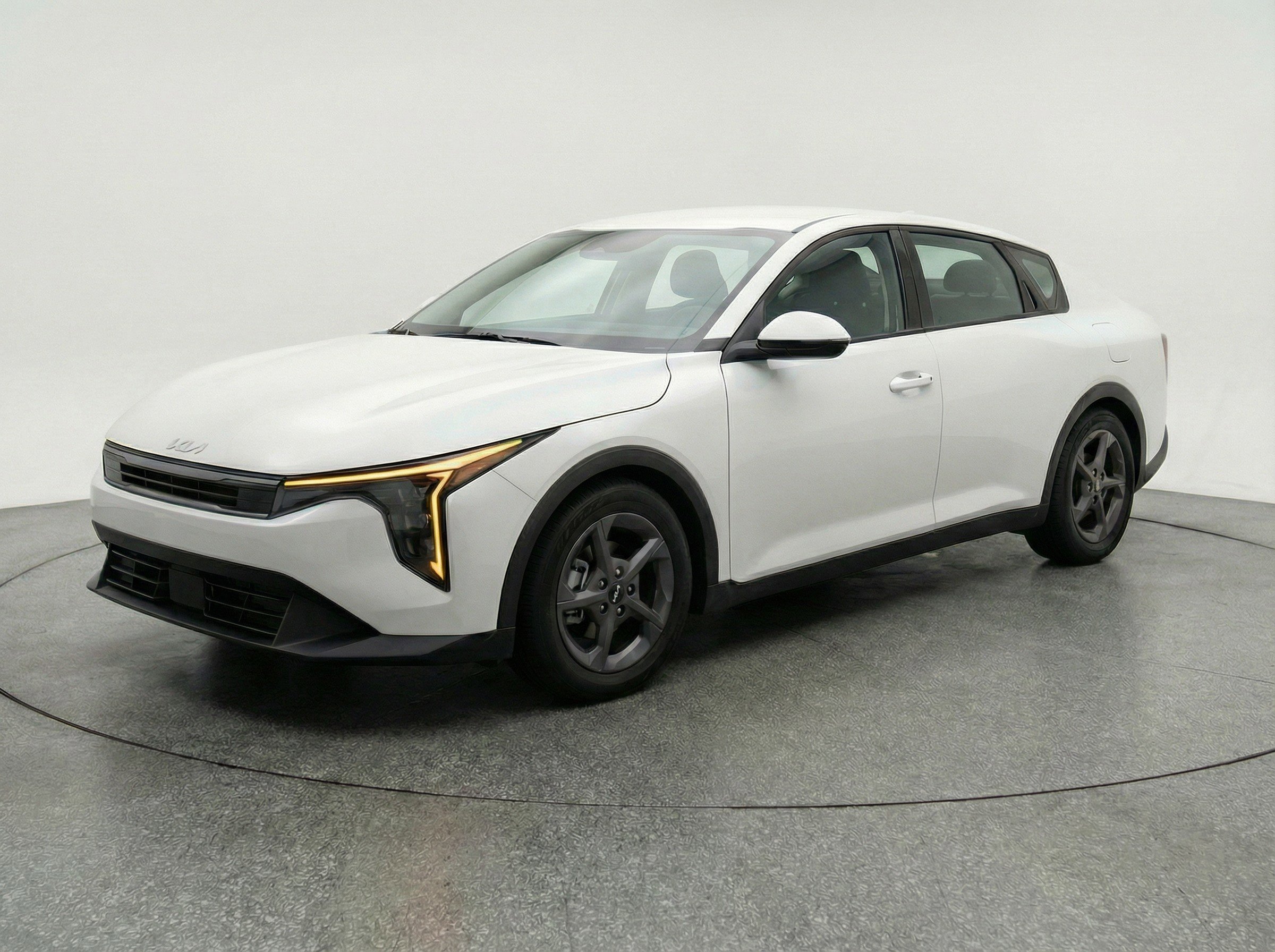 Thumbnail: 2025 Kia K4 - 2