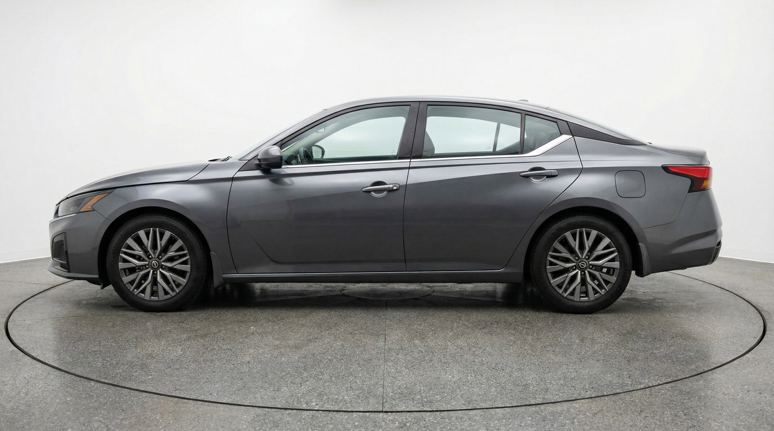 Thumbnail: 2025 Nissan Altima - 3