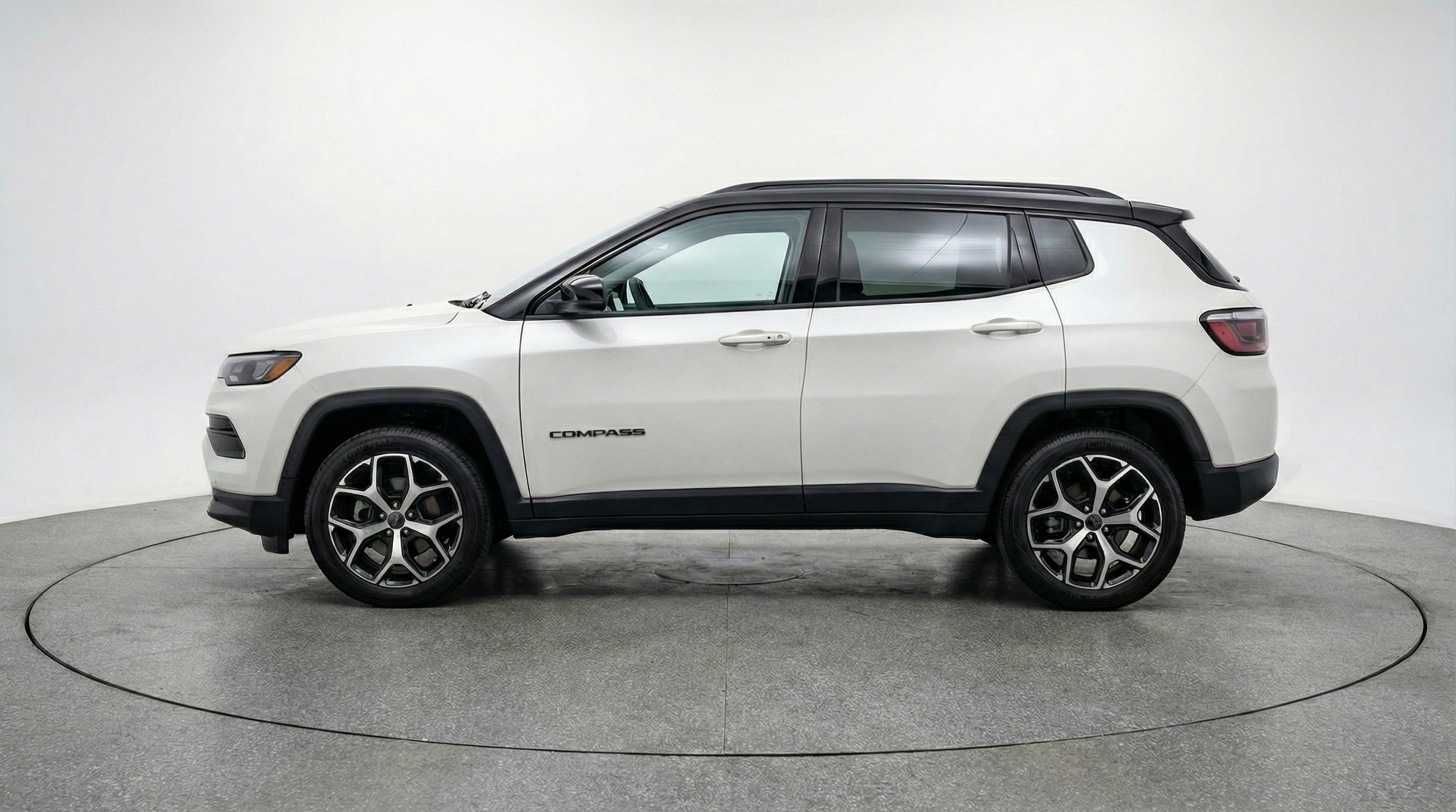 Thumbnail: 2025 Jeep Compass - 4