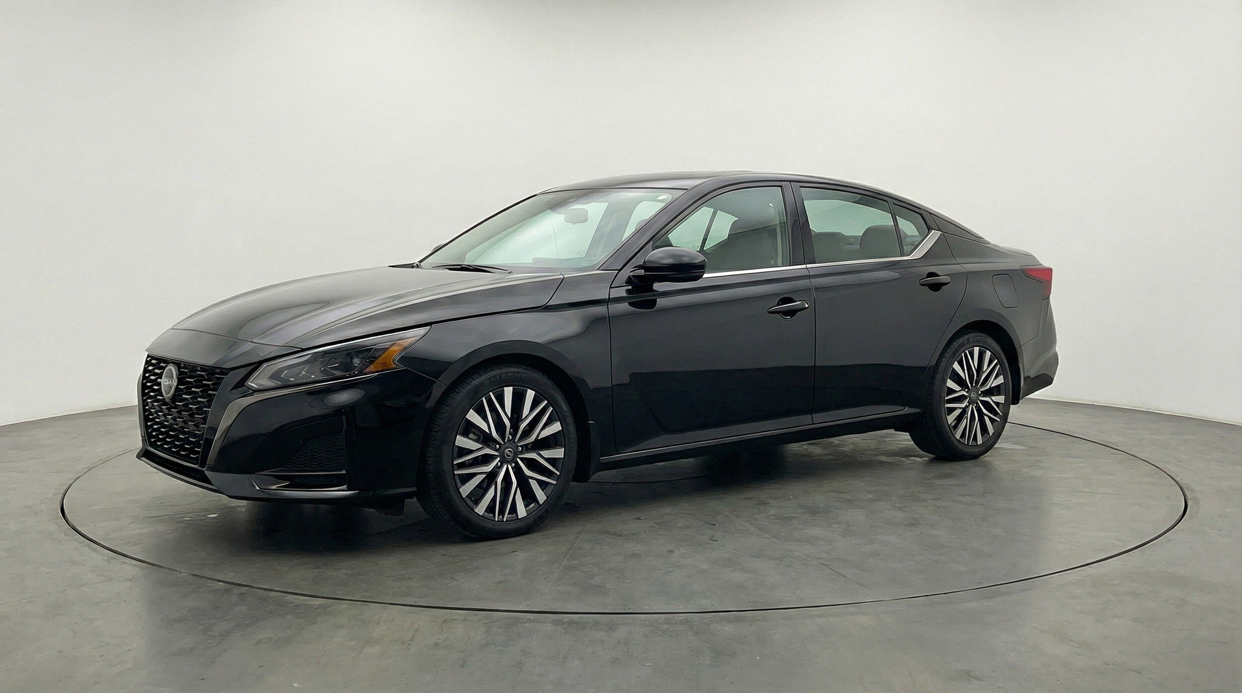 Thumbnail: 2025 Nissan Altima - 2