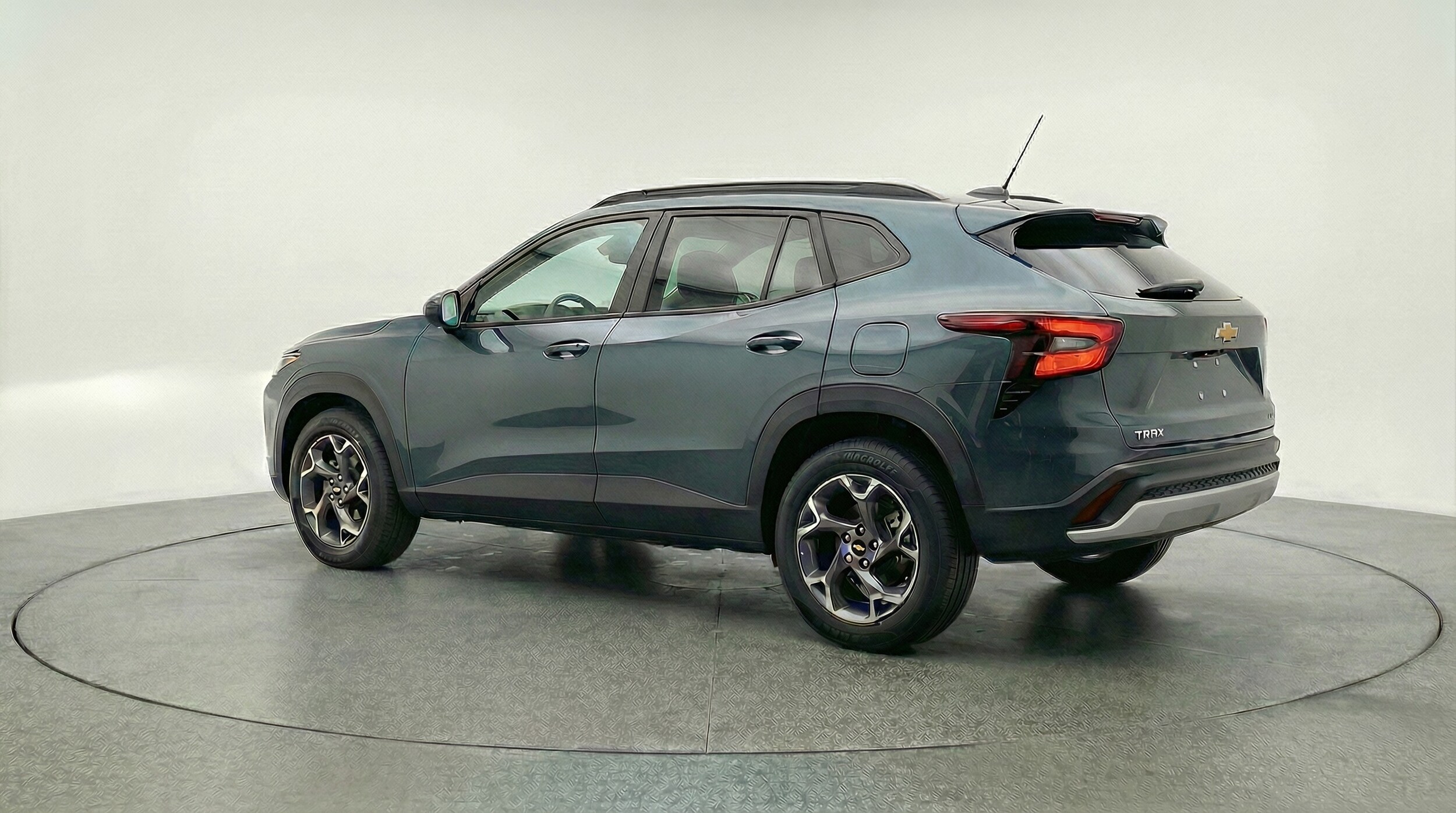 Thumbnail: 2025 Chevrolet Trax - 5