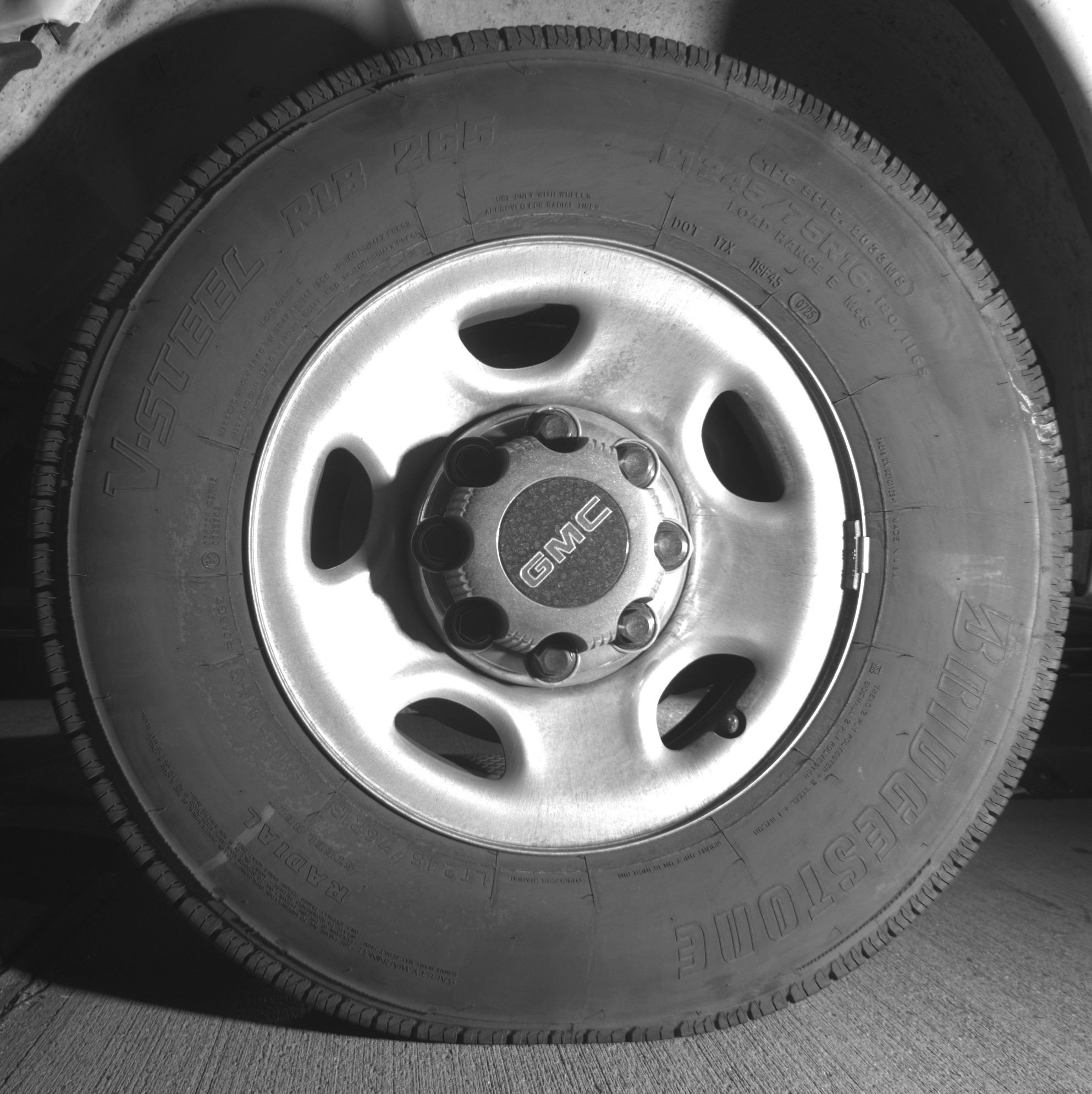 Thumbnail: 2025 GMC Savana - 11