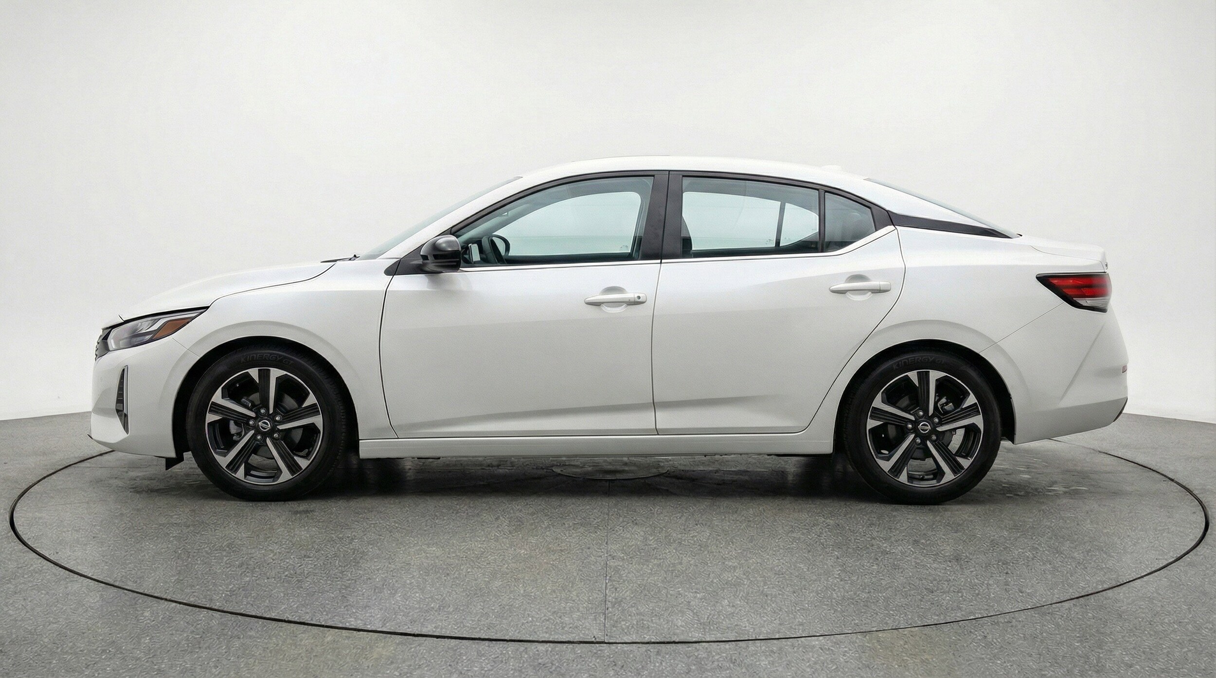 Thumbnail: 2025 Nissan Sentra - 3