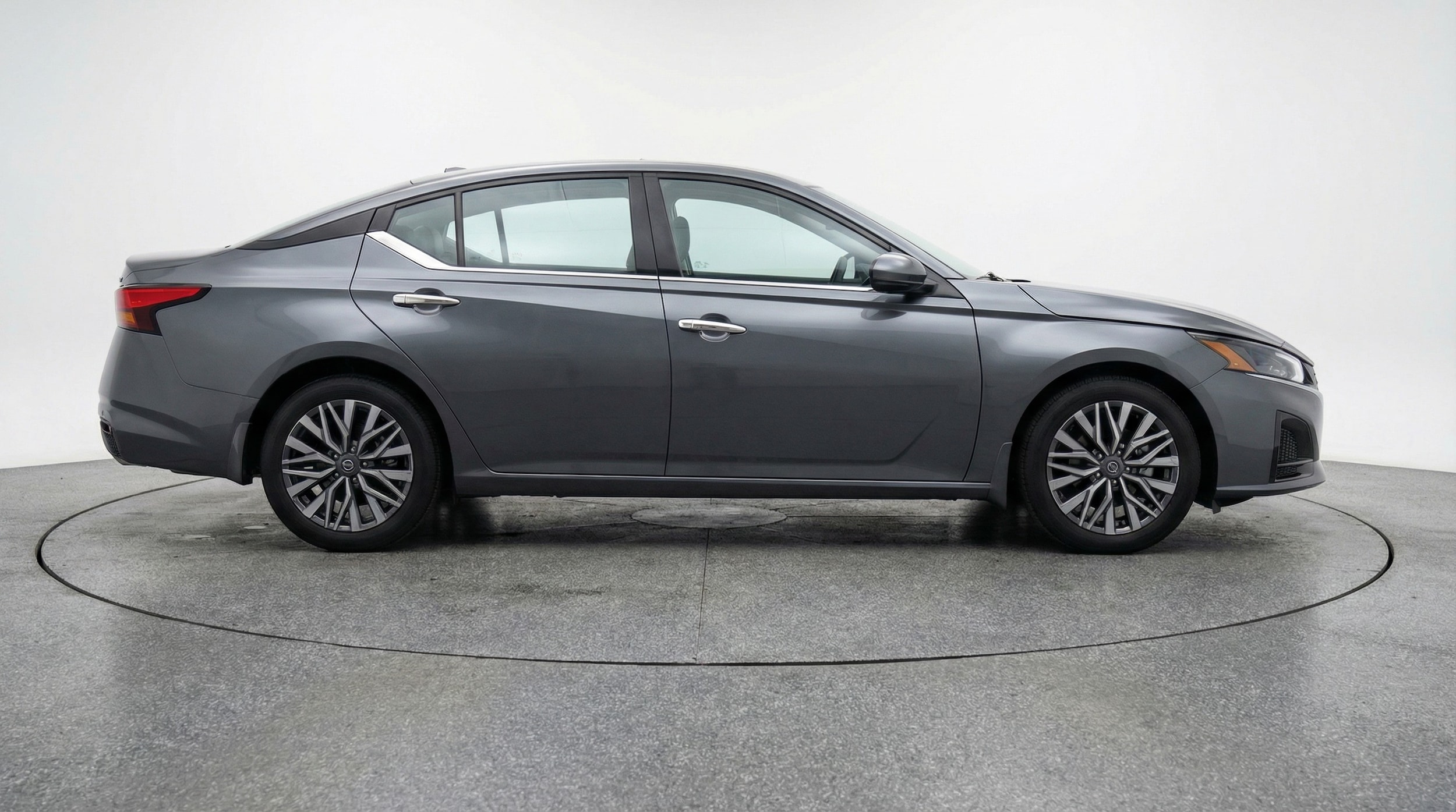 Thumbnail: 2025 Nissan Altima - 8