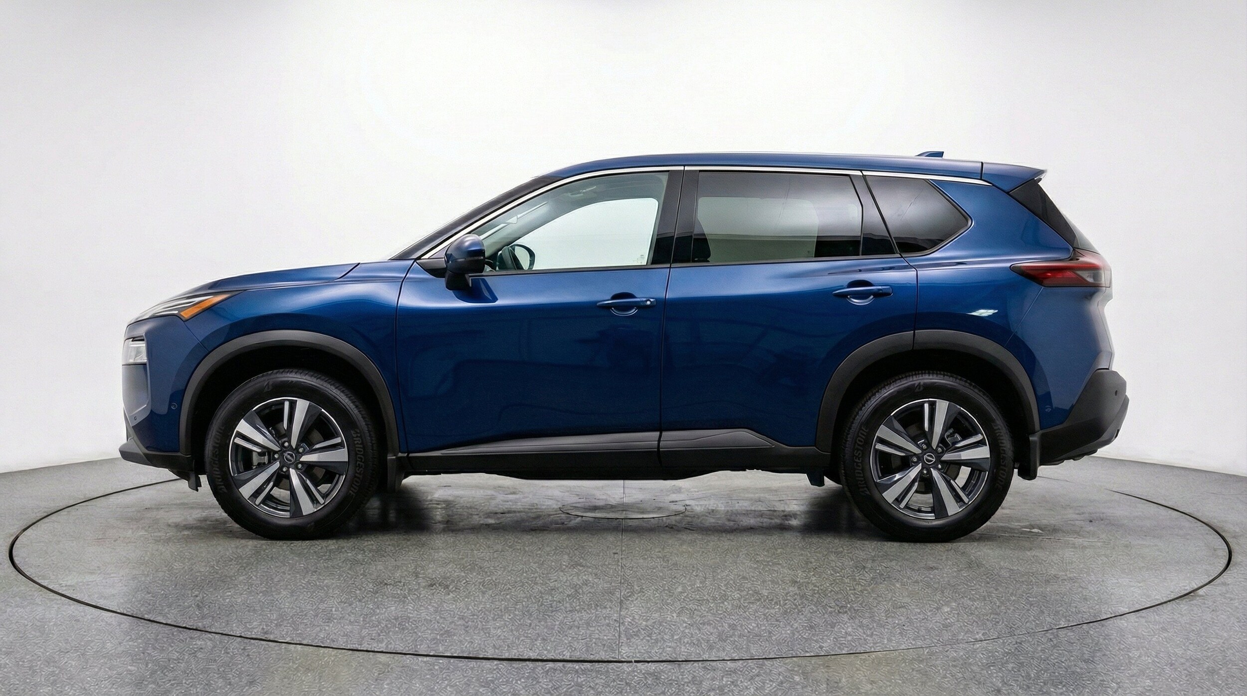 Thumbnail: 2026 Nissan Rogue - 3