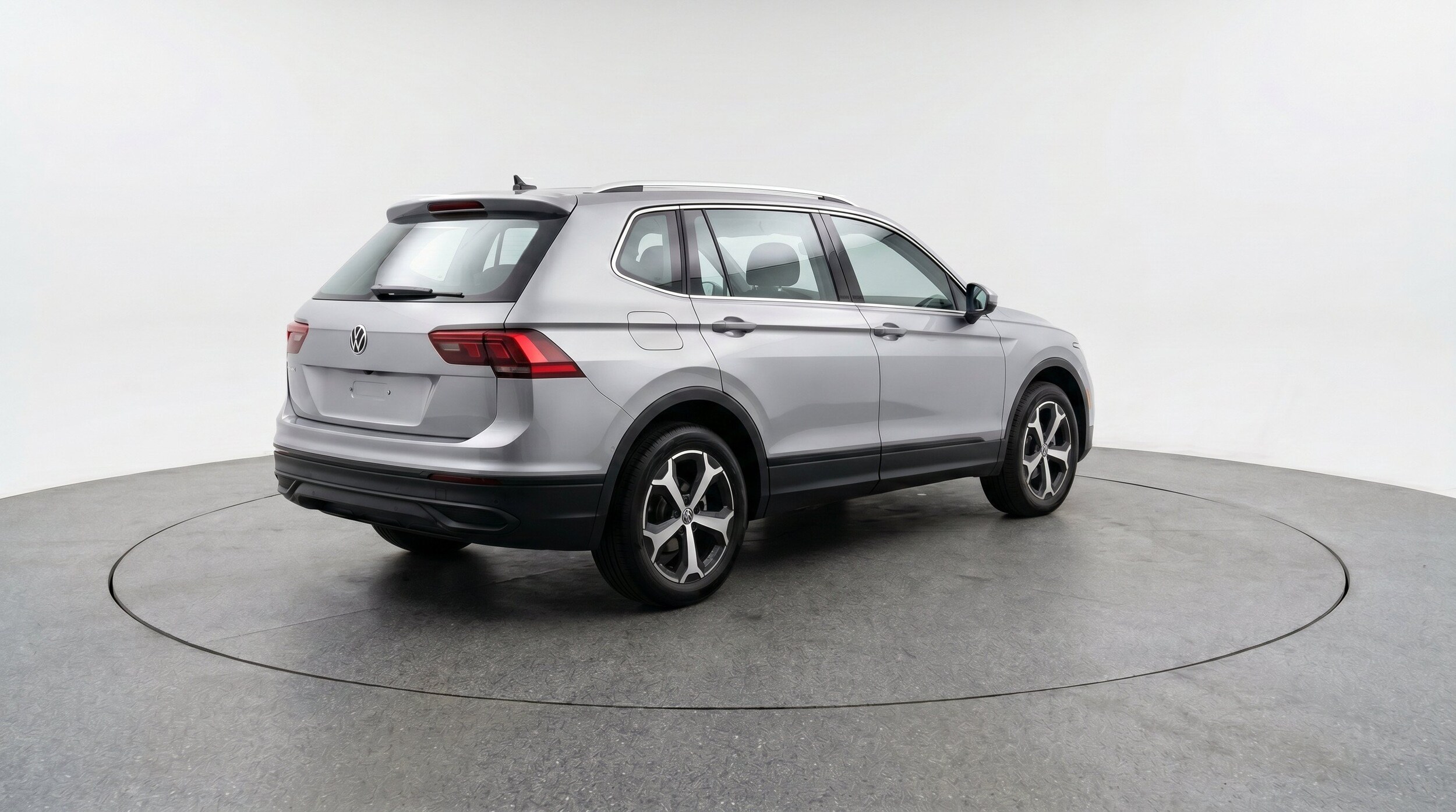 Thumbnail: 2026 Volkswagen Tiguan - 7