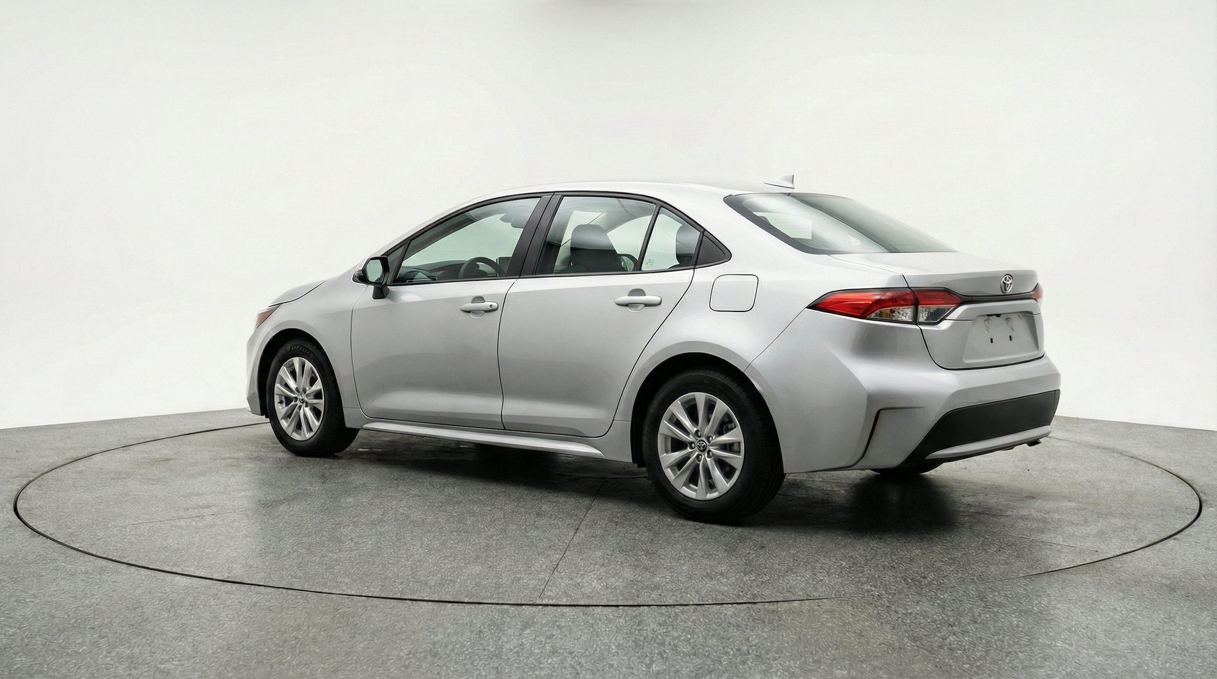 Thumbnail: 2025 Toyota Corolla Cross - 5