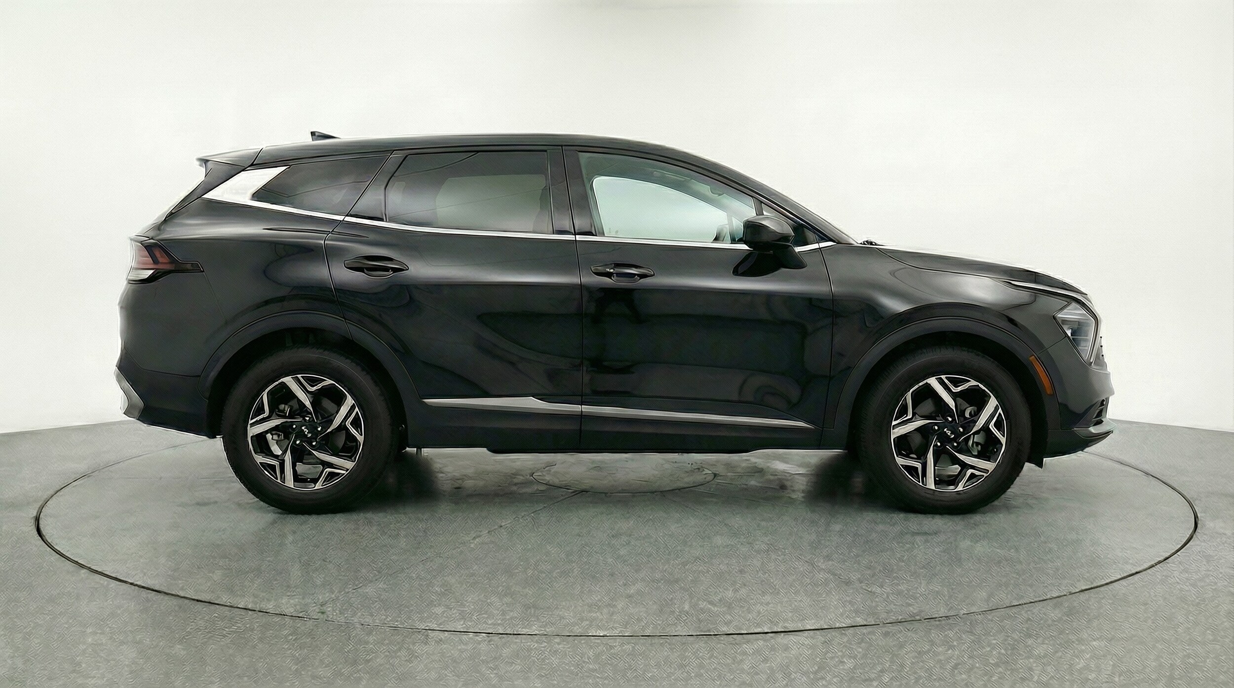 Thumbnail: 2025 Kia Sportage - 8